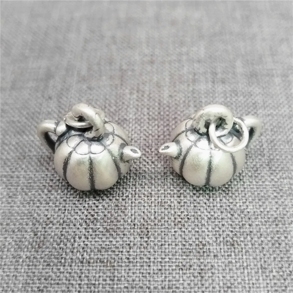 2 шт. подвесок-чайников из стерлингового серебра 925 пробы в форме тыквы, 3D-кулон в виде китайского чайника для браслета, ЛЕГКИЙ ВЕС
2 шт. подвесок-чайников из стерлингового серебра 925 пробы в форме тыквы, 3D-кулон в виде китайского чайника для браслета, ЛЕГКИЙ ВЕС