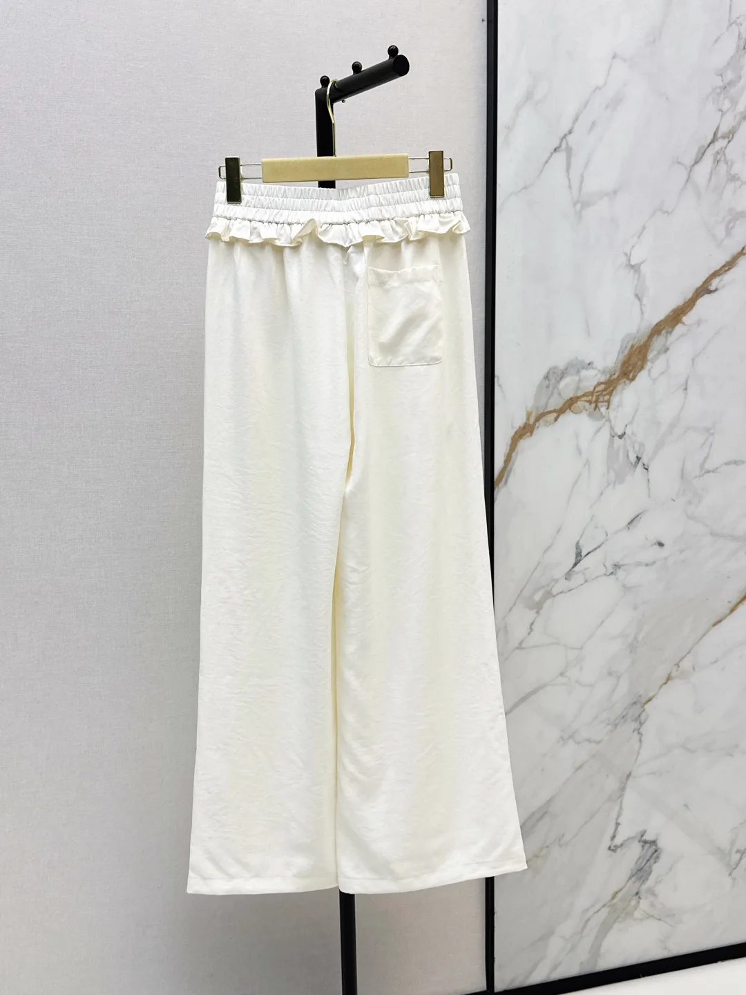 2026 Summer Women's Ruffle Elastic Waist Wide-Leg Pants Draped Slim Casual Pants ZX185139
2026 Summer Women's Ruffle Elastic Waist Wide-Leg Pants Draped Slim Casual Pants ZX185139