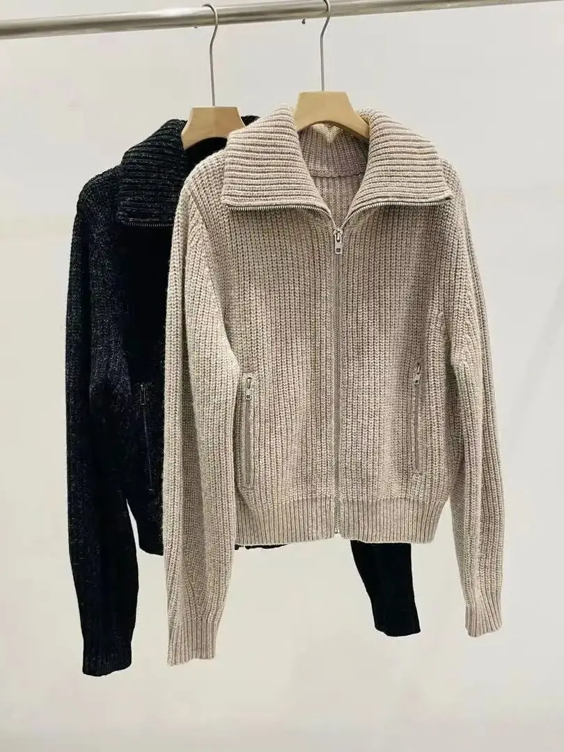 Winter women's high neck wool zippered 100% pure wool knit cardigan jacket
Winter women's high neck wool zippered 100% pure wool knit cardigan jacket