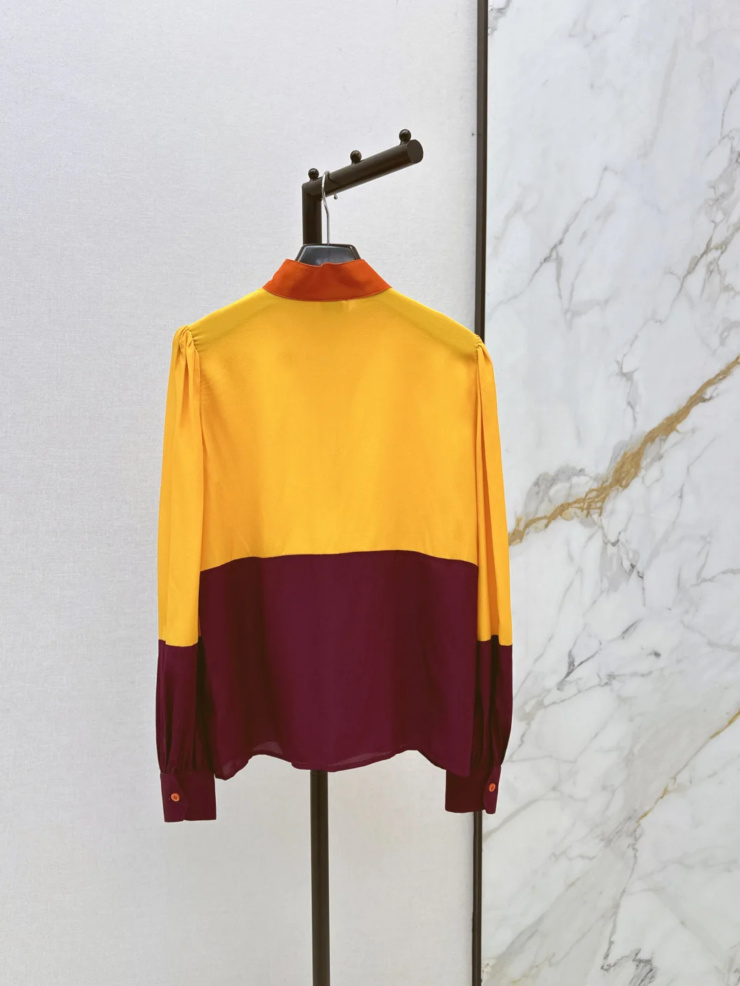 2026 New and Fashionable Embroidered Half-Open Front Color-Blocked Long-Sleeved Jacket, Windbreaker/Windbreaker
2026 New and Fashionable Embroidered Half-Open Front Color-Blocked Long-Sleeved Jacket, Windbreaker/Windbreaker