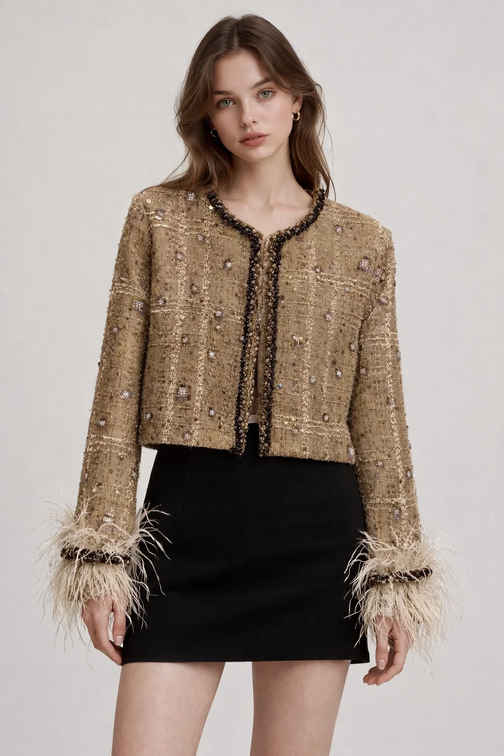 Sparkly Gold Tweed Jacket Women Luxury Feather Cuff Crystal Beaded Round Neck Long Sleeve Cropped Coat Female Elegant Outwear
Sparkly Gold Tweed Jacket Women Luxury Feather Cuff Crystal Beaded Round Neck Long Sleeve Cropped Coat Female Elegant Outwear