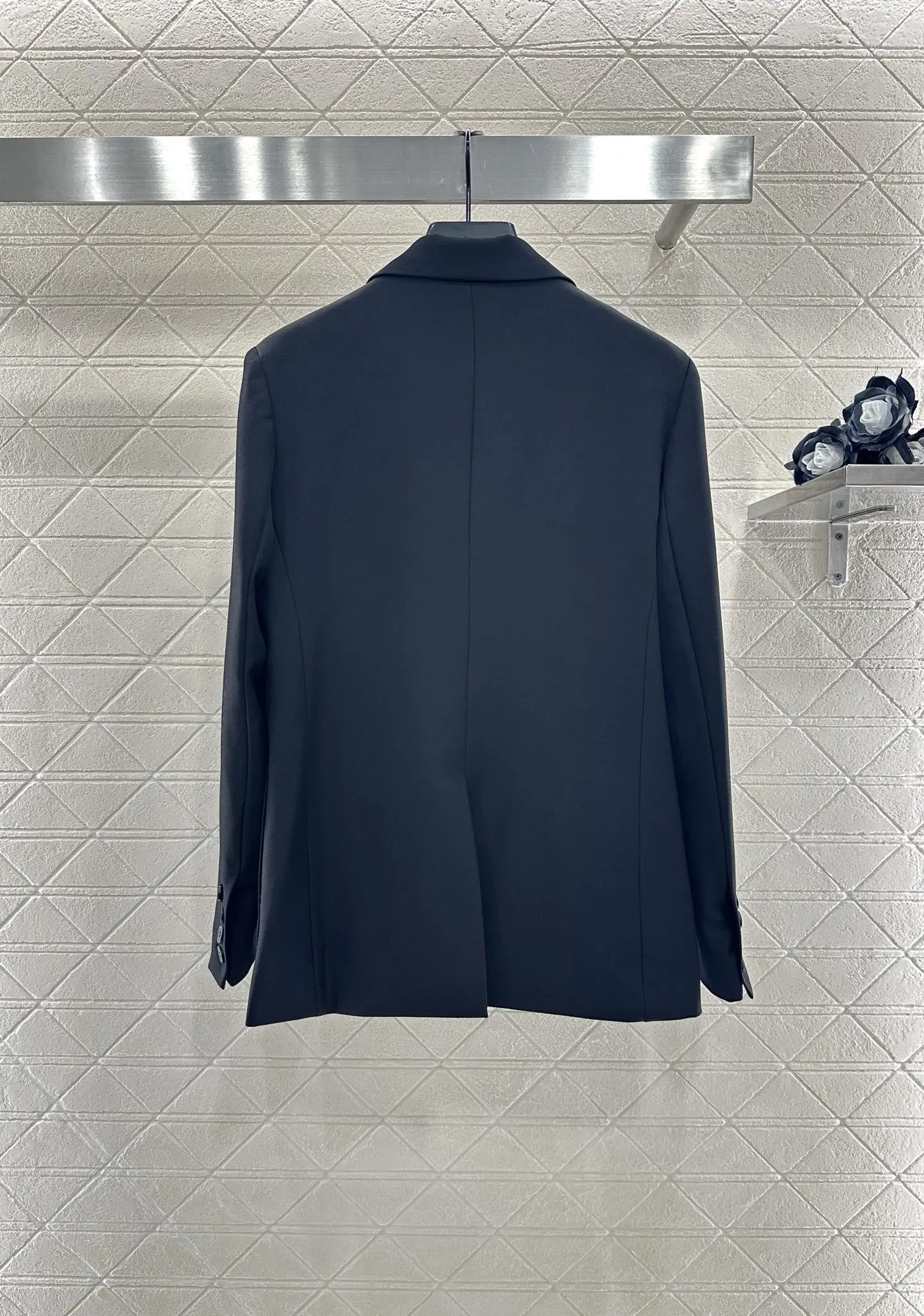 High Quality Autumn Women's Casual Fashion Buttons Solid Pockets Office Lady Suit Jacket JQ171
High Quality Autumn Women's Casual Fashion Buttons Solid Pockets Office Lady Suit Jacket JQ171