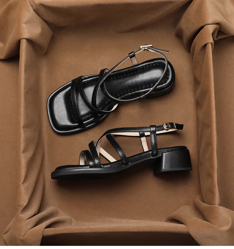 SHOEBOX French retro Roman sandals for women's summer outerwear, with a mid heel, thick heel, and leather soft
SHOEBOX French retro Roman sandals for women's summer outerwear, with a mid heel, thick heel, and leather soft