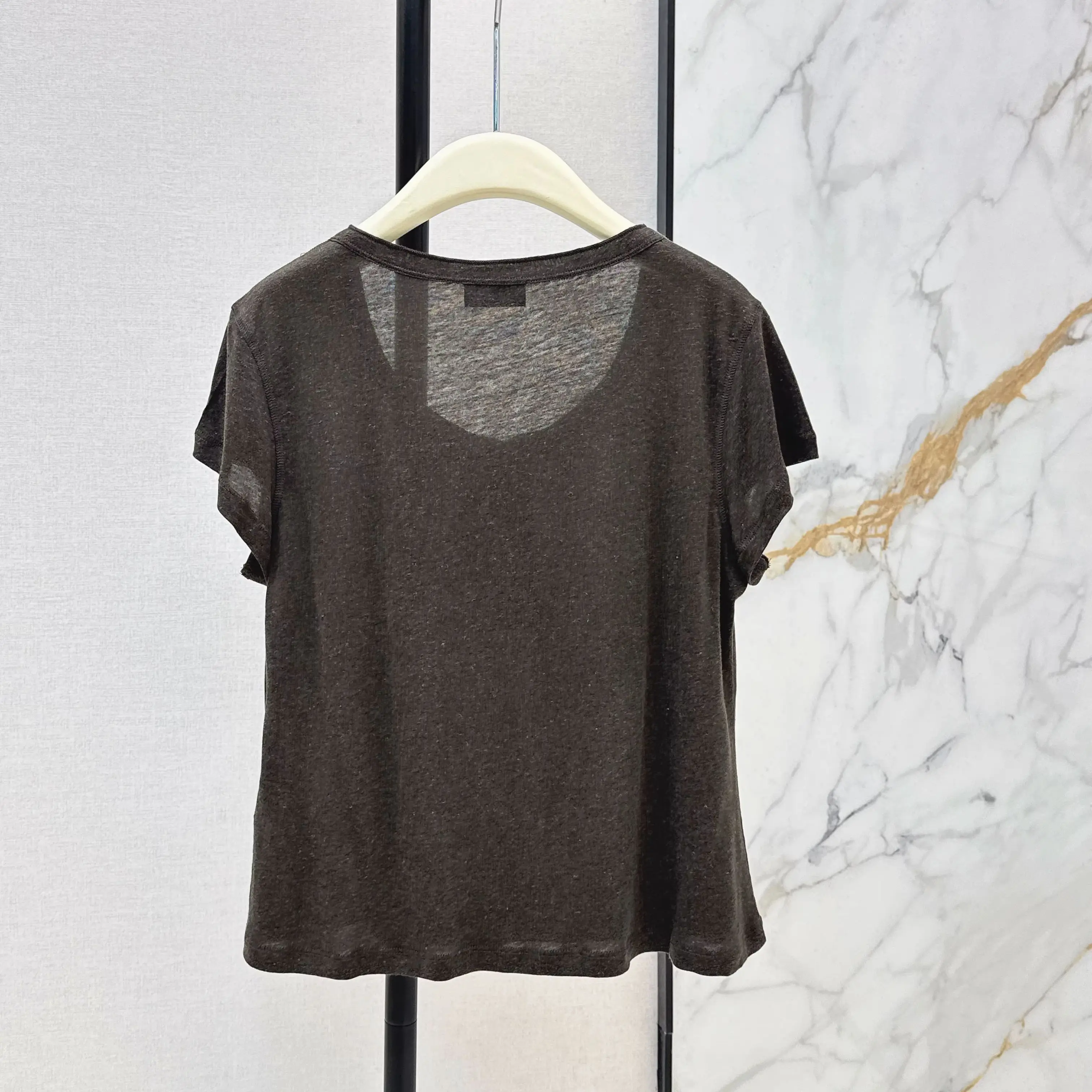 2026 Women Clothing Early Spring Wear Classic Solid Color Short Sleeve T-Shirt Breathable Comfortable Versatile
2026 Women Clothing Early Spring Wear Classic Solid Color Short Sleeve T-Shirt Breathable Comfortable Versatile