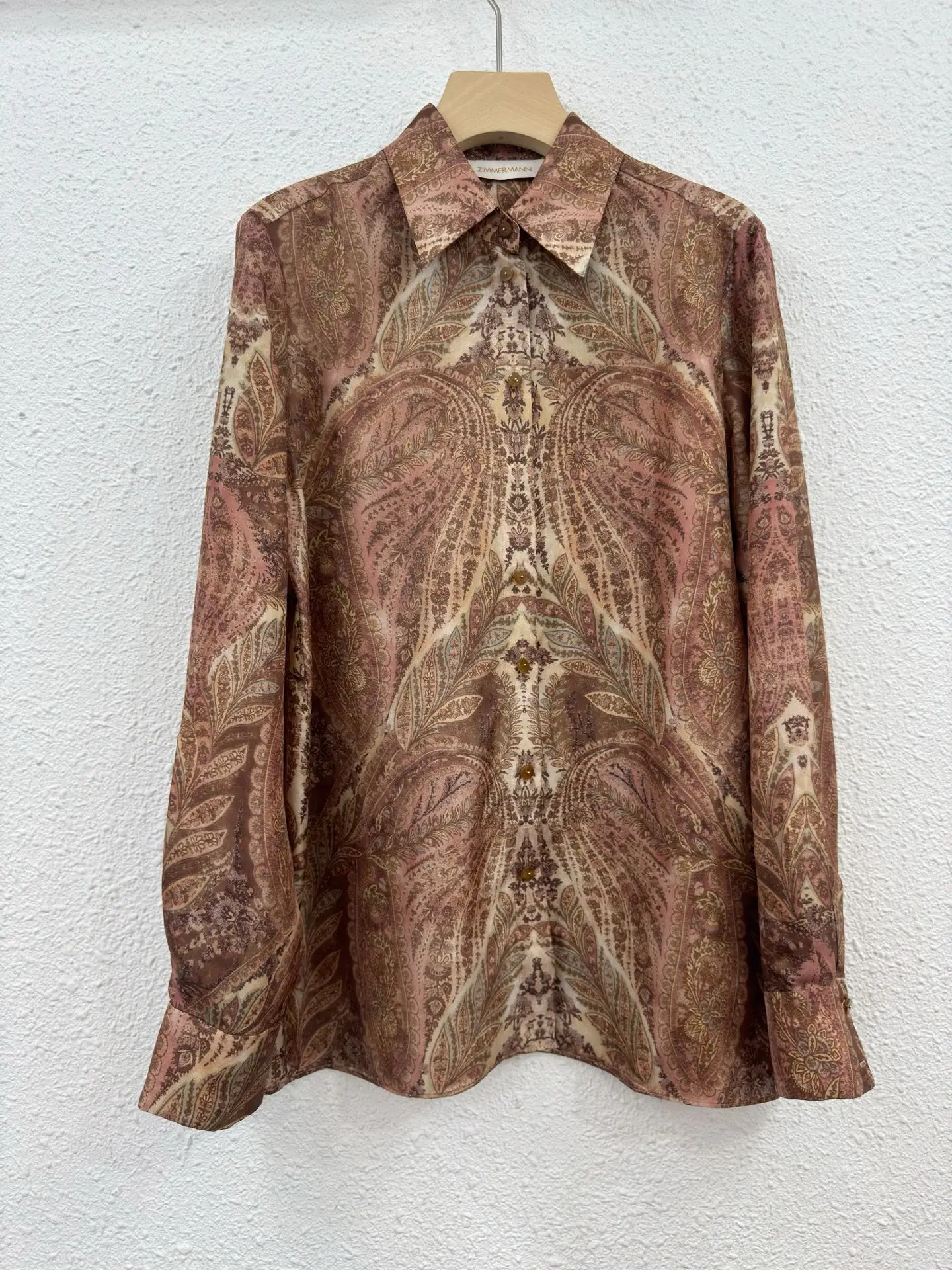 100% Real Silk Women New Single Breasted Long Sleeve Turn-down Collar Shirts Vintage Chic Bohemian Office Lady Tops High Quality
100% Real Silk Women New Single Breasted Long Sleeve Turn-down Collar Shirts Vintage Chic Bohemian Office Lady Tops High Quality