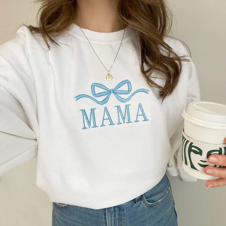 Милая и модная толстовка с круглым вырезом Mama Bow с вышивкой Gemma | Персонализированный пуловер с круглым вырезом | Толстовка MAMA | День матери
Милая и модная толстовка с круглым вырезом Mama Bow с вышивкой Gemma | Персонализированный пуловер с круглым вырезом | Толстовка MAMA | День матери