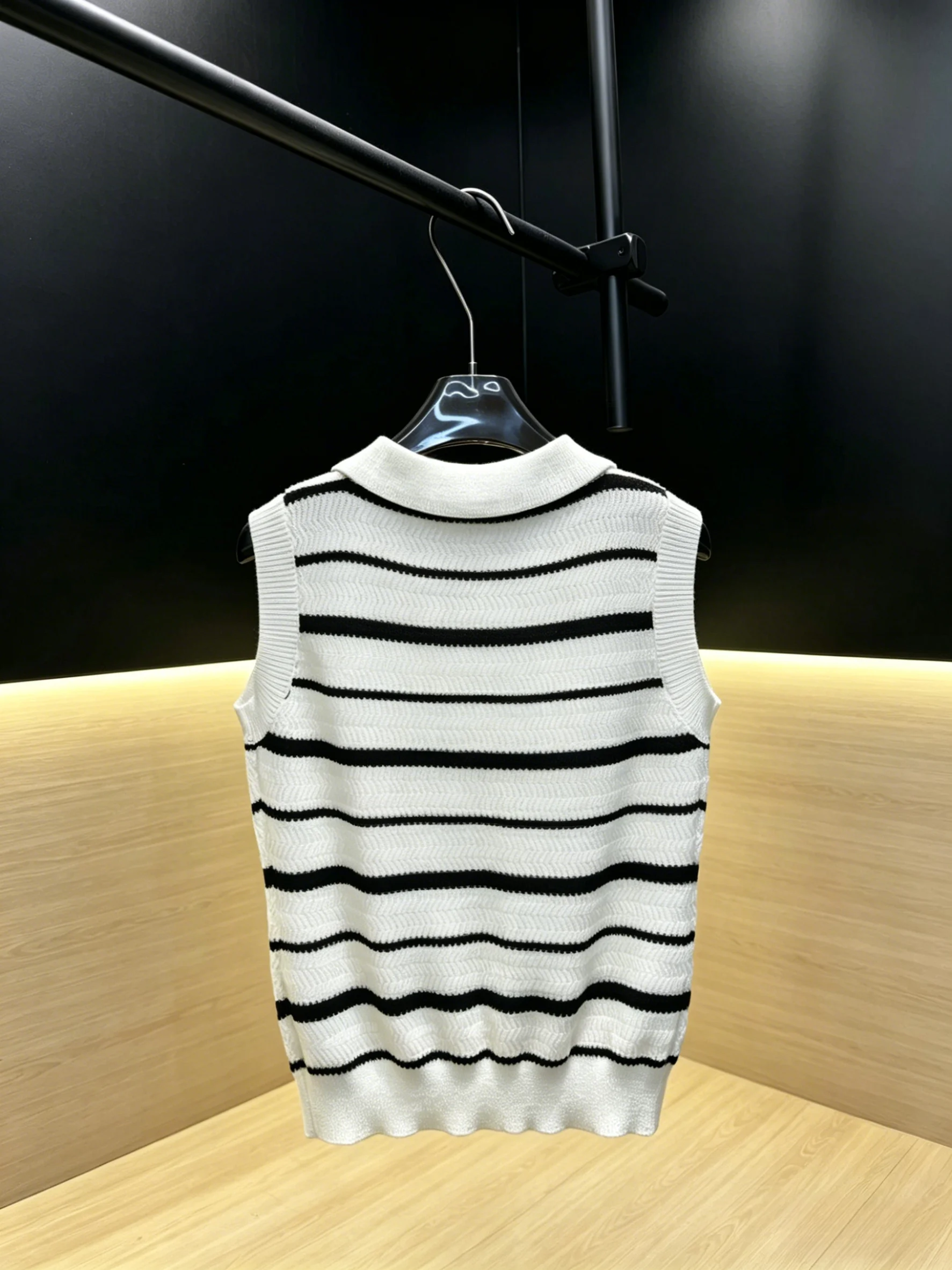 Women Striped Knit Polo Vest, Sleeveless V-Neck Summer Casual Layering Streetwear
Women Striped Knit Polo Vest, Sleeveless V-Neck Summer Casual Layering Streetwear