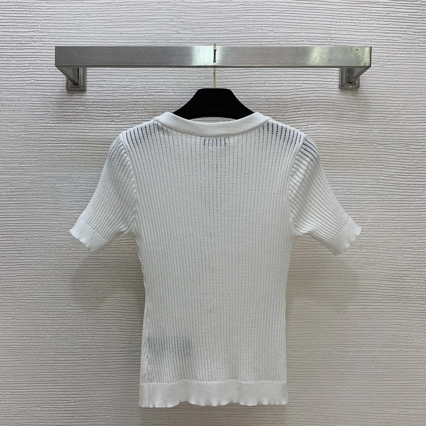 Ladies' Summer New High end Vertical Stripe Hollow Perspective Sexy Slimming V-neck Short Sleeve Knitted Top
Ladies' Summer New High end Vertical Stripe Hollow Perspective Sexy Slimming V-neck Short Sleeve Knitted Top