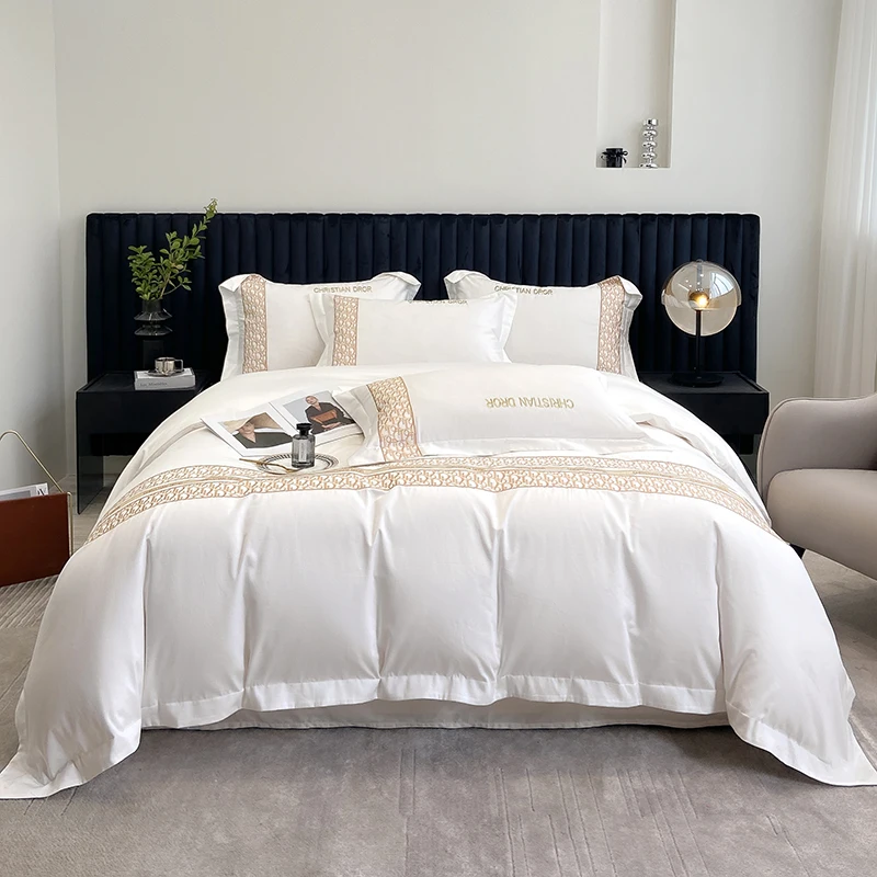 White Egyptian Cotton Bedding Set Luxury Golden Embroidery Duvet Cover Bed Sheet Pillowcases Solid Color Home Textile
White Egyptian Cotton Bedding Set Luxury Golden Embroidery Duvet Cover Bed Sheet Pillowcases Solid Color Home Textile