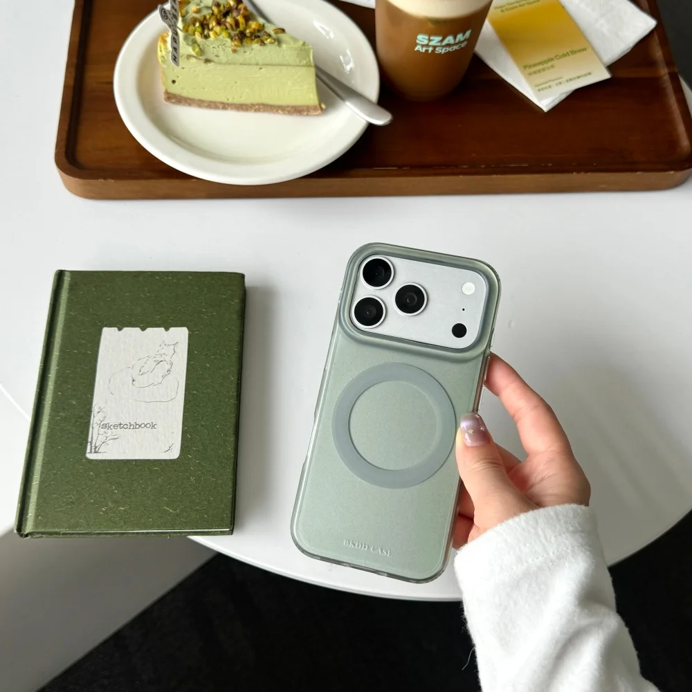 Simple green with for magsafe phone case for iPhone 17 16 ProMax 14 15 Pro fundas Korean INS fashion shockproof protective cover
Simple green with for magsafe phone case for iPhone 17 16 ProMax 14 15 Pro fundas Korean INS fashion shockproof protective cover