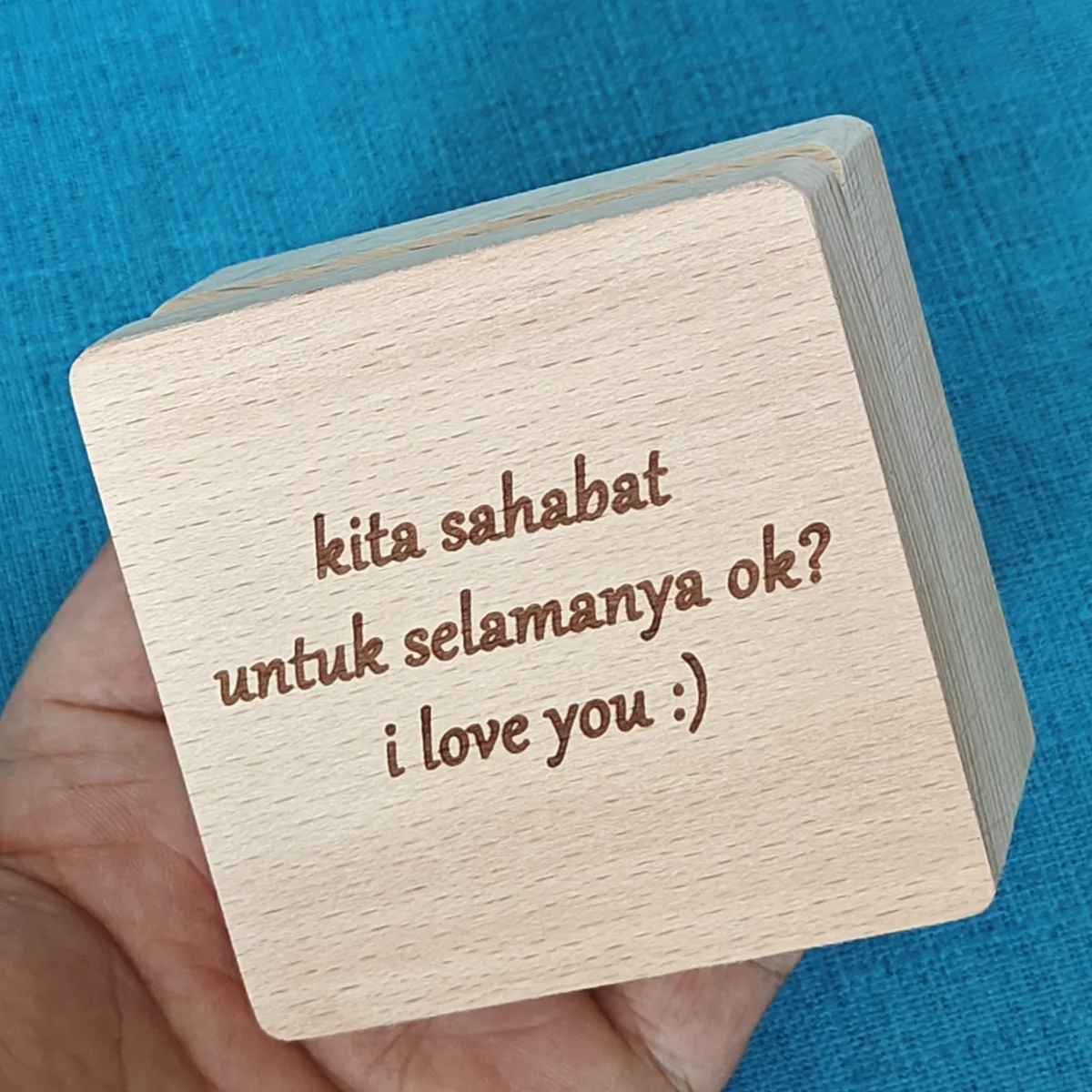 Kita Sahabat Wind Up Photo Music Box, индивидуальный подарок, день рождения, свадьба, юбилей, Рождество
Kita Sahabat Wind Up Photo Music Box, индивидуальный подарок, день рождения, свадьба, юбилей, Рождество