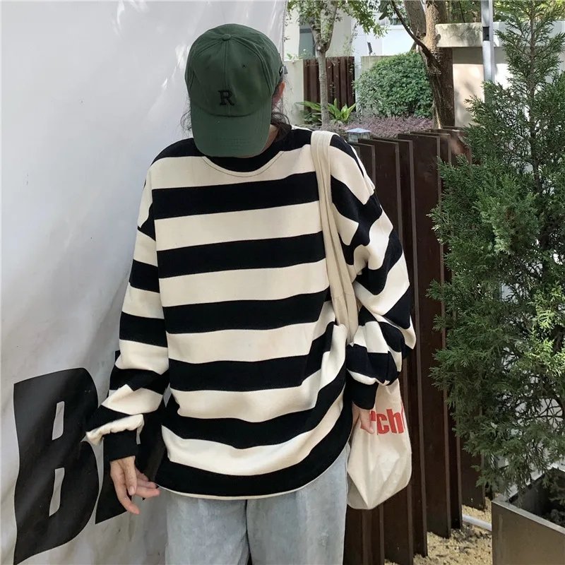 Sweatshirts Female Loose Clothings Long Sleeve O Neck Hoodie For Women Autumn Spring Striped Casual Tops Pullovers
Sweatshirts Female Loose Clothings Long Sleeve O Neck Hoodie For Women Autumn Spring Striped Casual Tops Pullovers