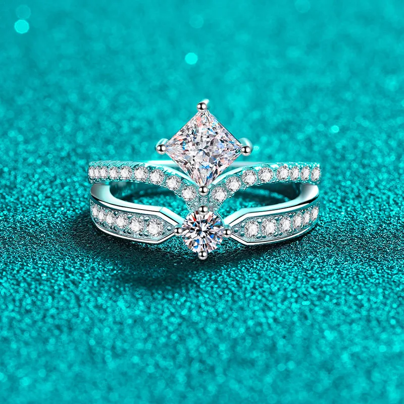 2024 wholesale UAE New Fashion Dubai Jewelry Set For Women Wedding S925 Sterling Silver Moissanite Ring
2024 wholesale UAE New Fashion Dubai Jewelry Set For Women Wedding S925 Sterling Silver Moissanite Ring
