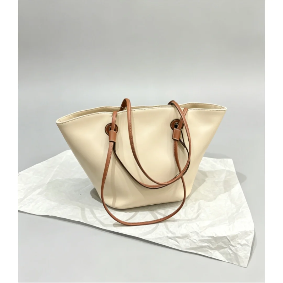 Summer New Style Size 28*28CM Women's Fashionable And Simple Large Capacity Woven Tote Bag No Box
Summer New Style Size 28*28CM Women's Fashionable And Simple Large Capacity Woven Tote Bag No Box