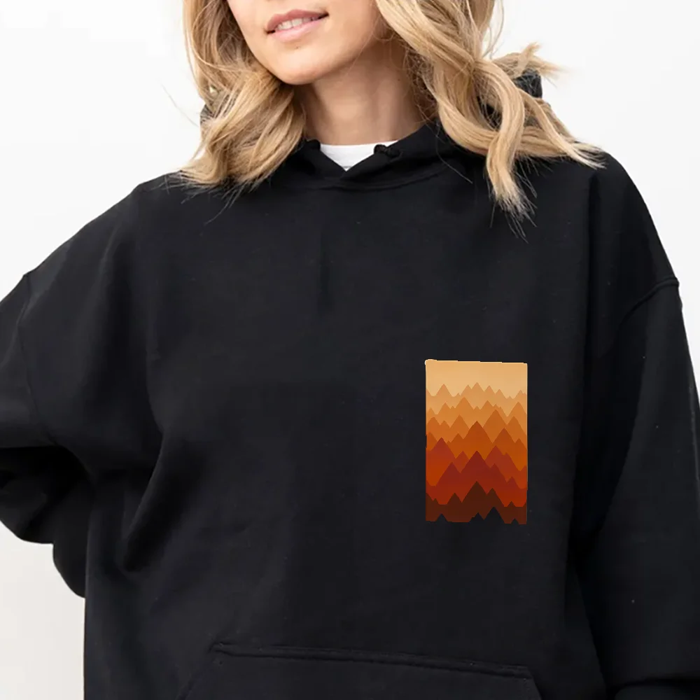 Толстовка с градиентом в виде гор, стильная черная толстовка с капюшоном, оранжевый градиент с горным принтом, повседневный свободный топ с длинными рукавами и современным пейзажем
Толстовка с градиентом в виде гор, стильная черная толстовка с капюшоном, оранжевый градиент с горным принтом, повседневный свободный топ с длинными рукавами и современным пейзажем