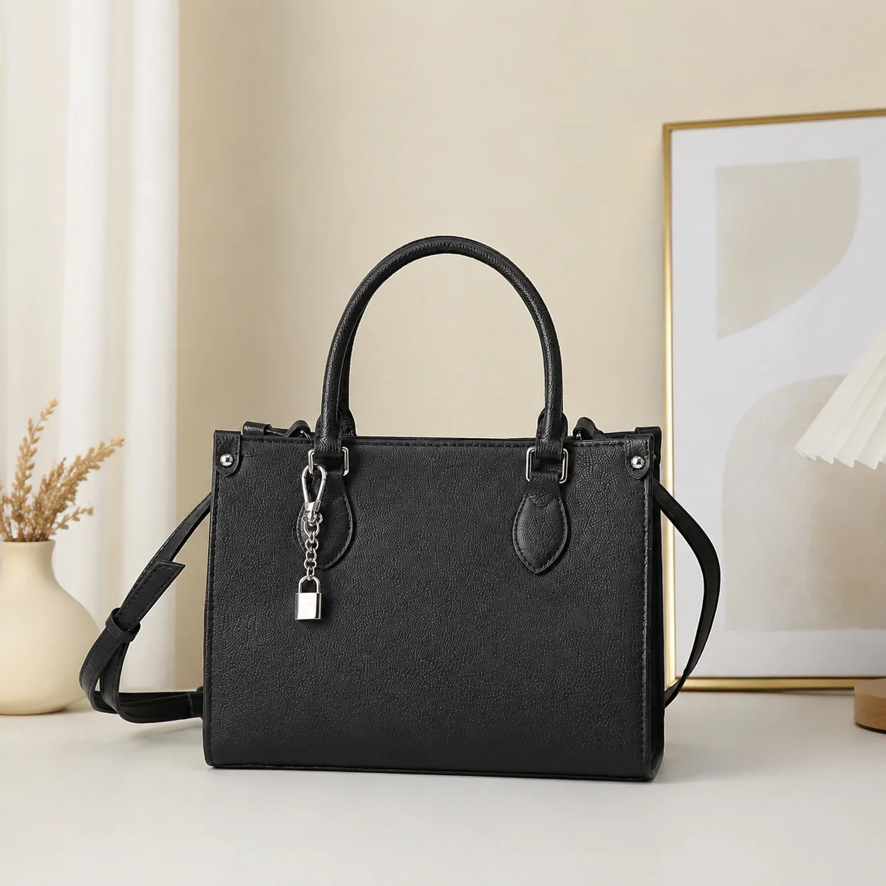 2026 New Unisex Crossbody/Handbag (Black) 25.0 x 19.0 x 11.5cm
2026 New Unisex Crossbody/Handbag (Black) 25.0 x 19.0 x 11.5cm