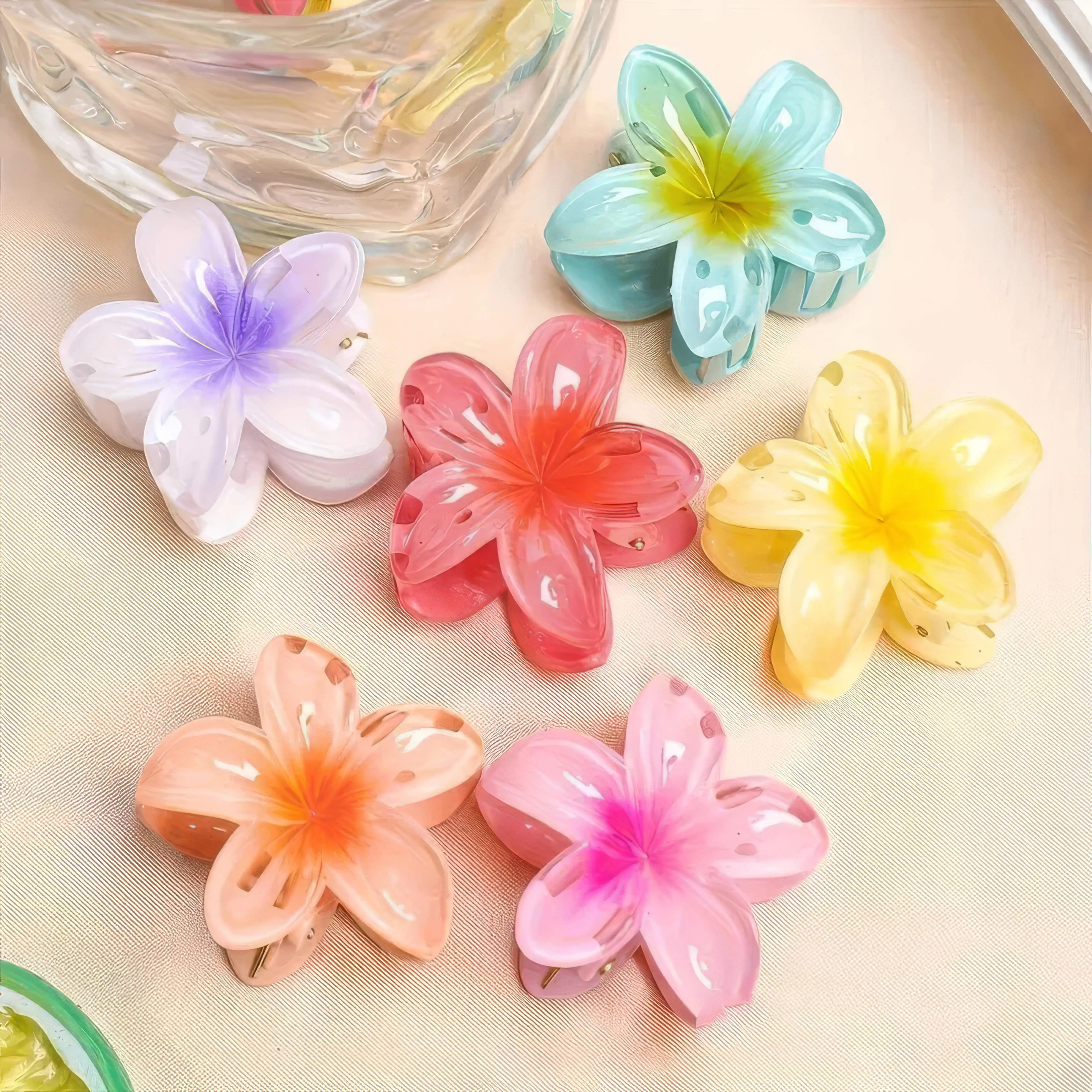 18 Random Egg Flower Hair Clips, Small and Exquisite, Flower Designed Egg Flower Hair Clips, Suitable for Summer Beaches
18 Random Egg Flower Hair Clips, Small and Exquisite, Flower Designed Egg Flower Hair Clips, Suitable for Summer Beaches