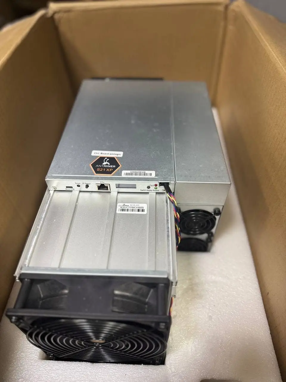 Bitmain Antminer S21 Xp Hyd 473th 5676w Btc Bitcoin Miner Bitmain S21xp Hydro Crypto Miner Asic Mining Machine Hydro miner
Bitmain Antminer S21 Xp Hyd 473th 5676w Btc Bitcoin Miner Bitmain S21xp Hydro Crypto Miner Asic Mining Machine Hydro miner