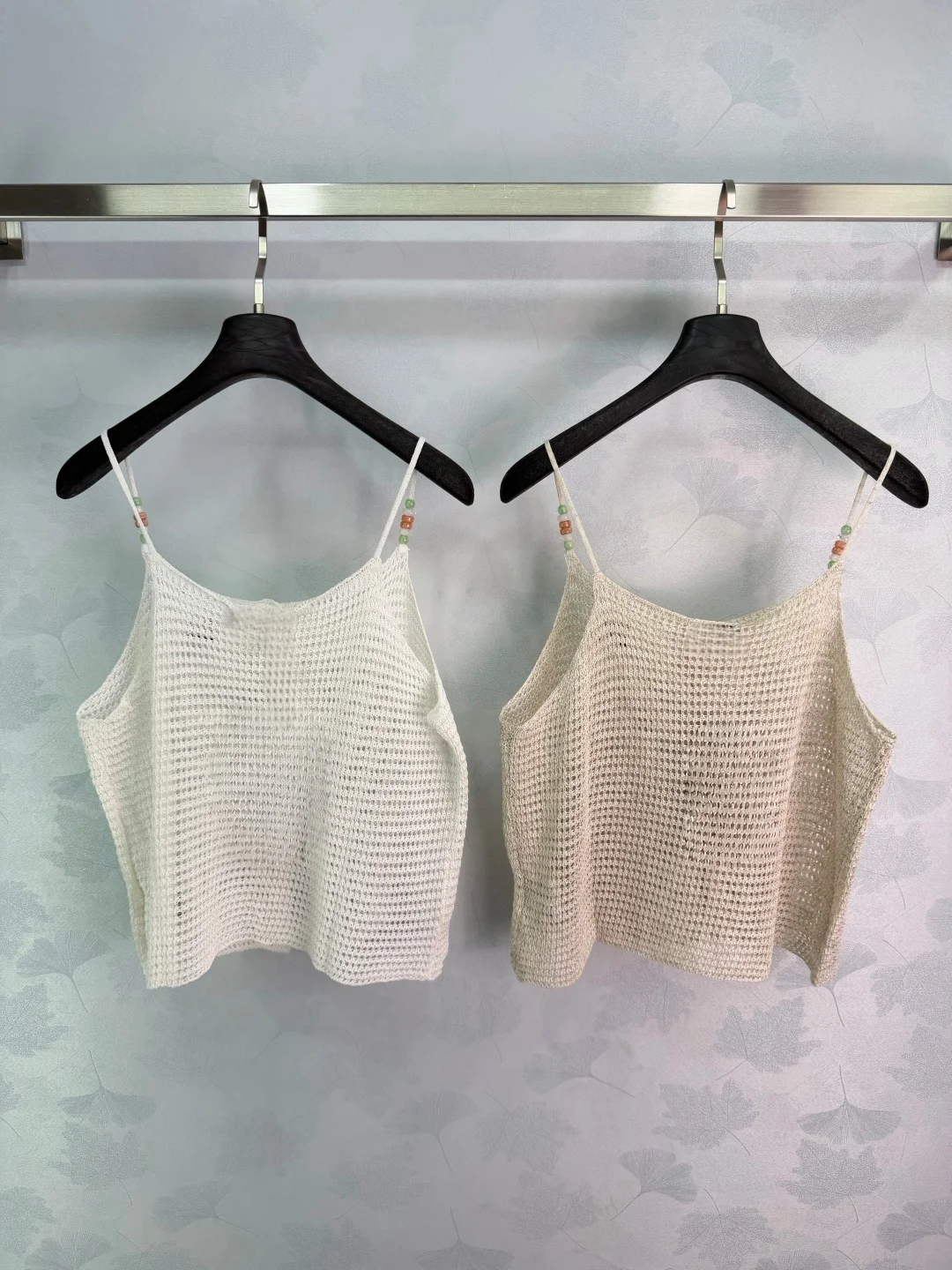 2026 Women's Summer New Beaded Strap Sheer Knit Cami Vacation Style Cropped Top ZX185153
2026 Women's Summer New Beaded Strap Sheer Knit Cami Vacation Style Cropped Top ZX185153