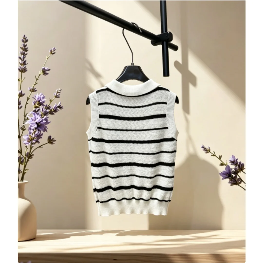Summer New Style Women's Fashionable Collar Letter-stitched Sleeveless Knitted Cardigan
Summer New Style Women's Fashionable Collar Letter-stitched Sleeveless Knitted Cardigan