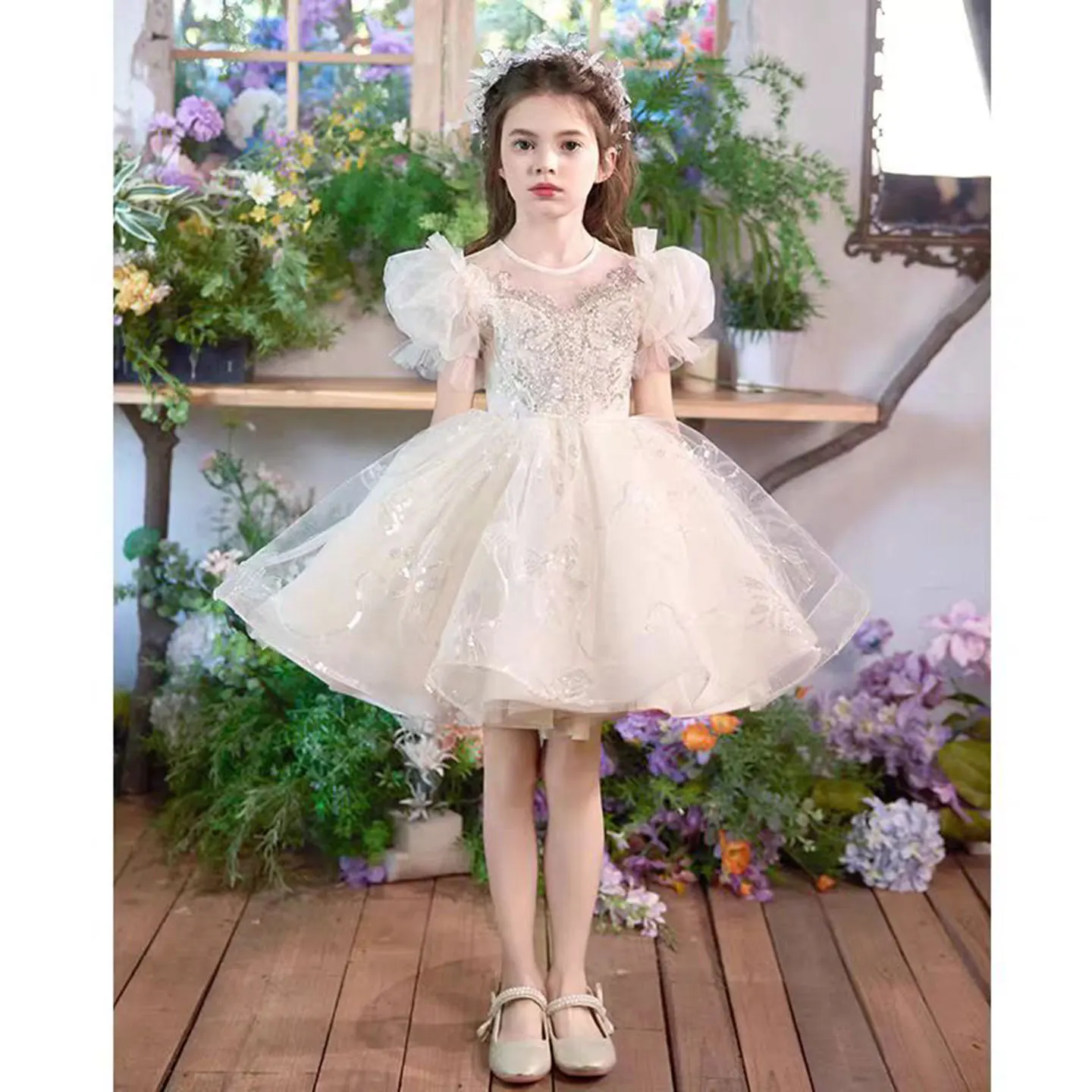 Dreamy Vow Graceful O-Neck Bow Pattern Tulle Beige Flower Girl Dress With Pearl Decoration Wedding Birthday Evening Party J887
Dreamy Vow Graceful O-Neck Bow Pattern Tulle Beige Flower Girl Dress With Pearl Decoration Wedding Birthday Evening Party J887