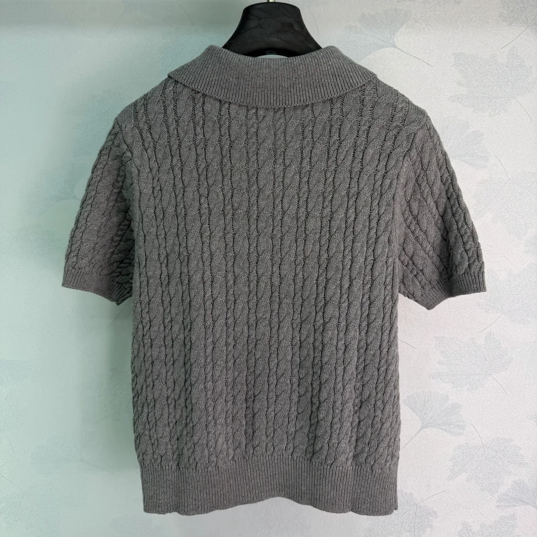2026 New Fashion Spring Vintage Color Block LoosOff-the-Shoulder Short-Sleeve Knit Top Sweater for Women
2026 New Fashion Spring Vintage Color Block LoosOff-the-Shoulder Short-Sleeve Knit Top Sweater for Women