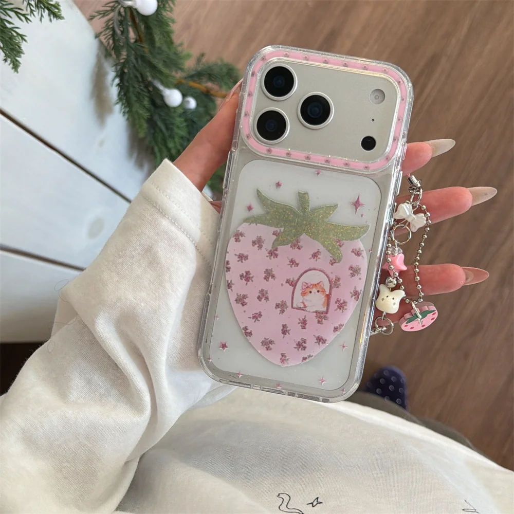 Cute Korean style Gilded Gold Strawberries with Pendant Suitable for iPhone 17 Pro Max 15/16 13/14 ProMax Anti Drop Protection
Cute Korean style Gilded Gold Strawberries with Pendant Suitable for iPhone 17 Pro Max 15/16 13/14 ProMax Anti Drop Protection