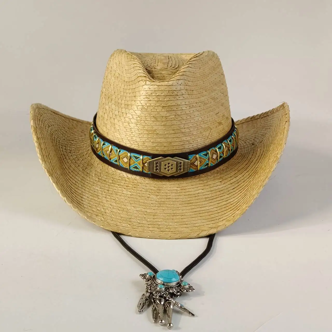 Western cowboy straw hat hand-woven from palm leaves with wind rope suitable for outdoor sun protection and travel.hapeau cowboy
Western cowboy straw hat hand-woven from palm leaves with wind rope suitable for outdoor sun protection and travel.hapeau cowboy
