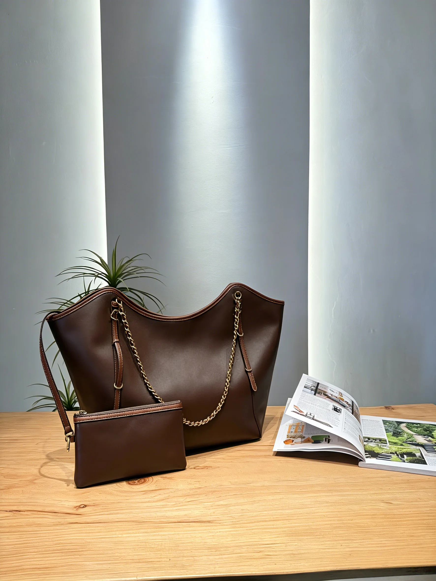 2026 New Retro Large-Capacity Women's Bag Simple Versatile Stylish Shoulder & Handbag 32*30cm
2026 New Retro Large-Capacity Women's Bag Simple Versatile Stylish Shoulder & Handbag 32*30cm