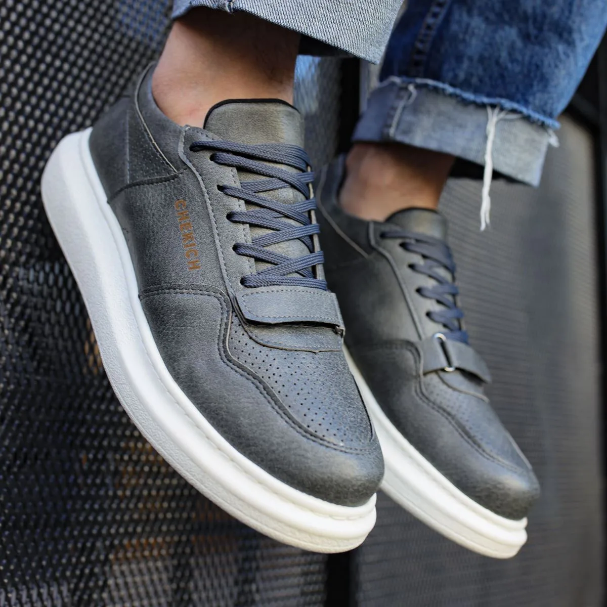 CHEKICH Original Brand Anthracite 2024 Flatline Men's Sports Shoes High-soled Elastic band Laced, Daily Sneakers Lacer CH073
CHEKICH Original Brand Anthracite 2024 Flatline Men's Sports Shoes High-soled Elastic band Laced, Daily Sneakers Lacer CH073