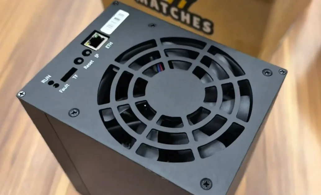 MinerX: купи 2, получи 1 в подарок, ASIC-майнер Pinecone Matches INIBOX 850M – 850MH/s, VersaHash Miner, энергопотребление 500 Вт, INI InitVerse Mini
MinerX: купи 2, получи 1 в подарок, ASIC-майнер Pinecone Matches INIBOX 850M – 850MH/s, VersaHash Miner, энергопотребление 500 Вт, INI InitVerse Mini