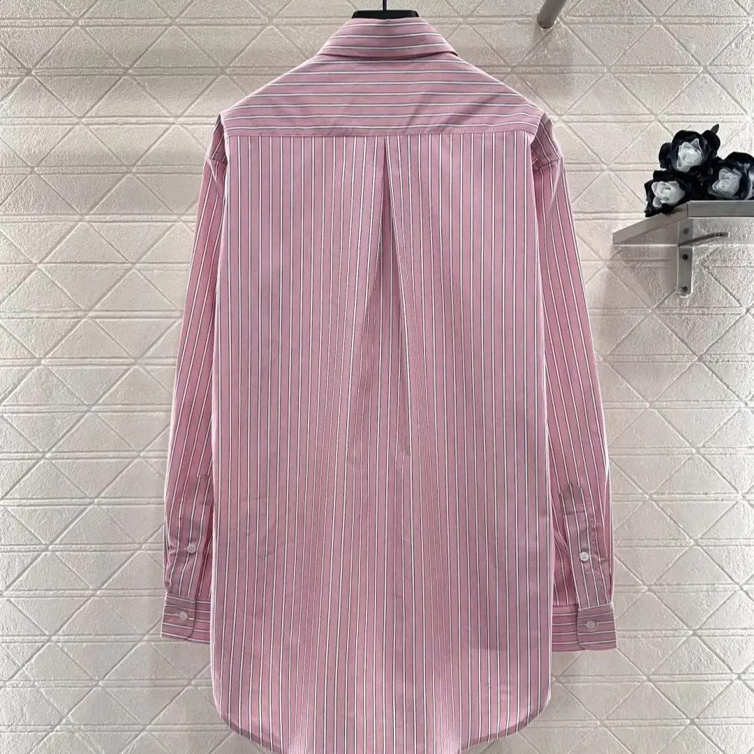 2025 New Women'S Clothing Fashionable Striped Silhouette Shirt Twill Cotton Material Lapel Loose Color Scheme Sweet And Fresh
2025 New Women'S Clothing Fashionable Striped Silhouette Shirt Twill Cotton Material Lapel Loose Color Scheme Sweet And Fresh