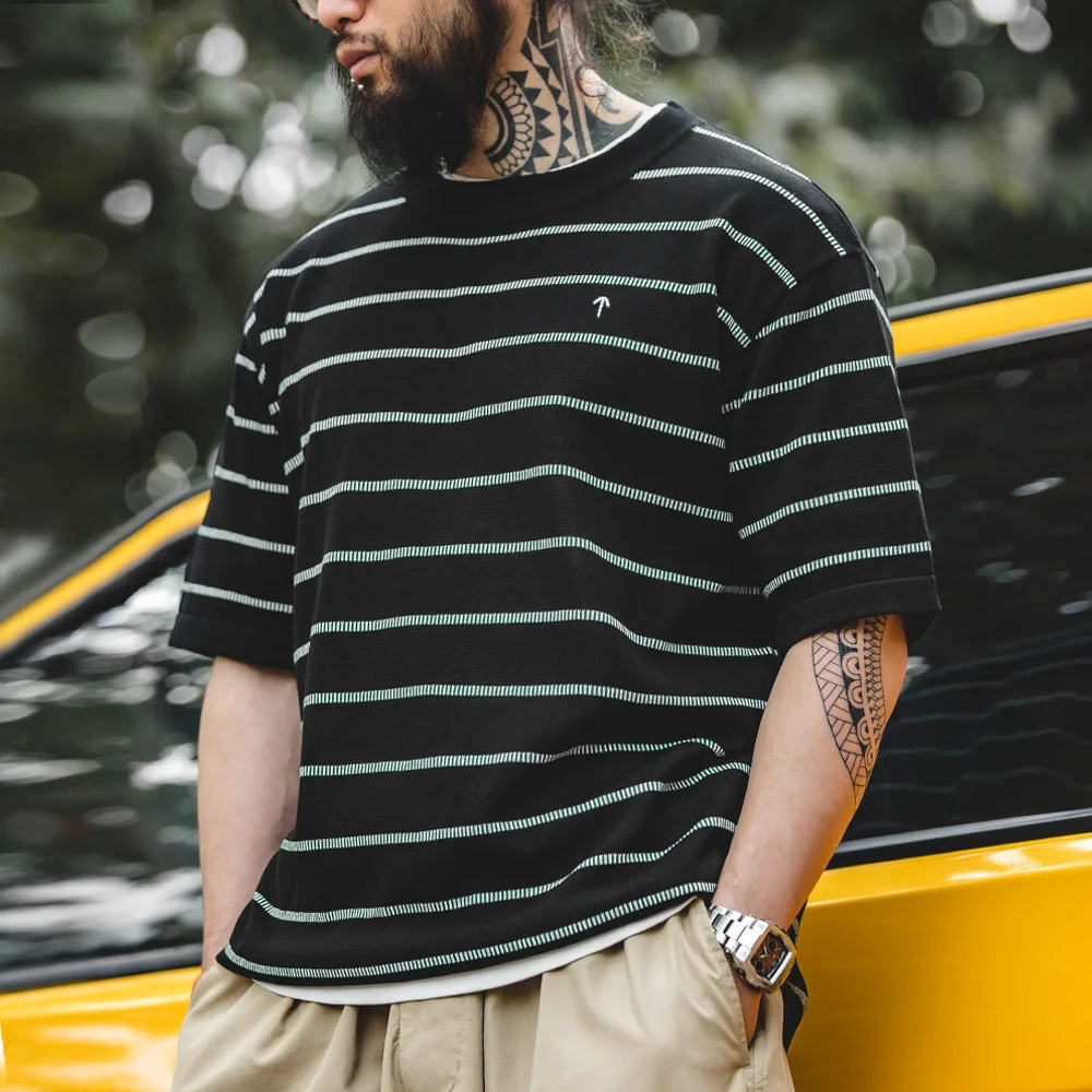 Maden Casual Pinstripe Knitted Short-sleeved Black And White Contrasting Round Neck Loose T-shirt for Men's Summer Tops
Maden Casual Pinstripe Knitted Short-sleeved Black And White Contrasting Round Neck Loose T-shirt for Men's Summer Tops