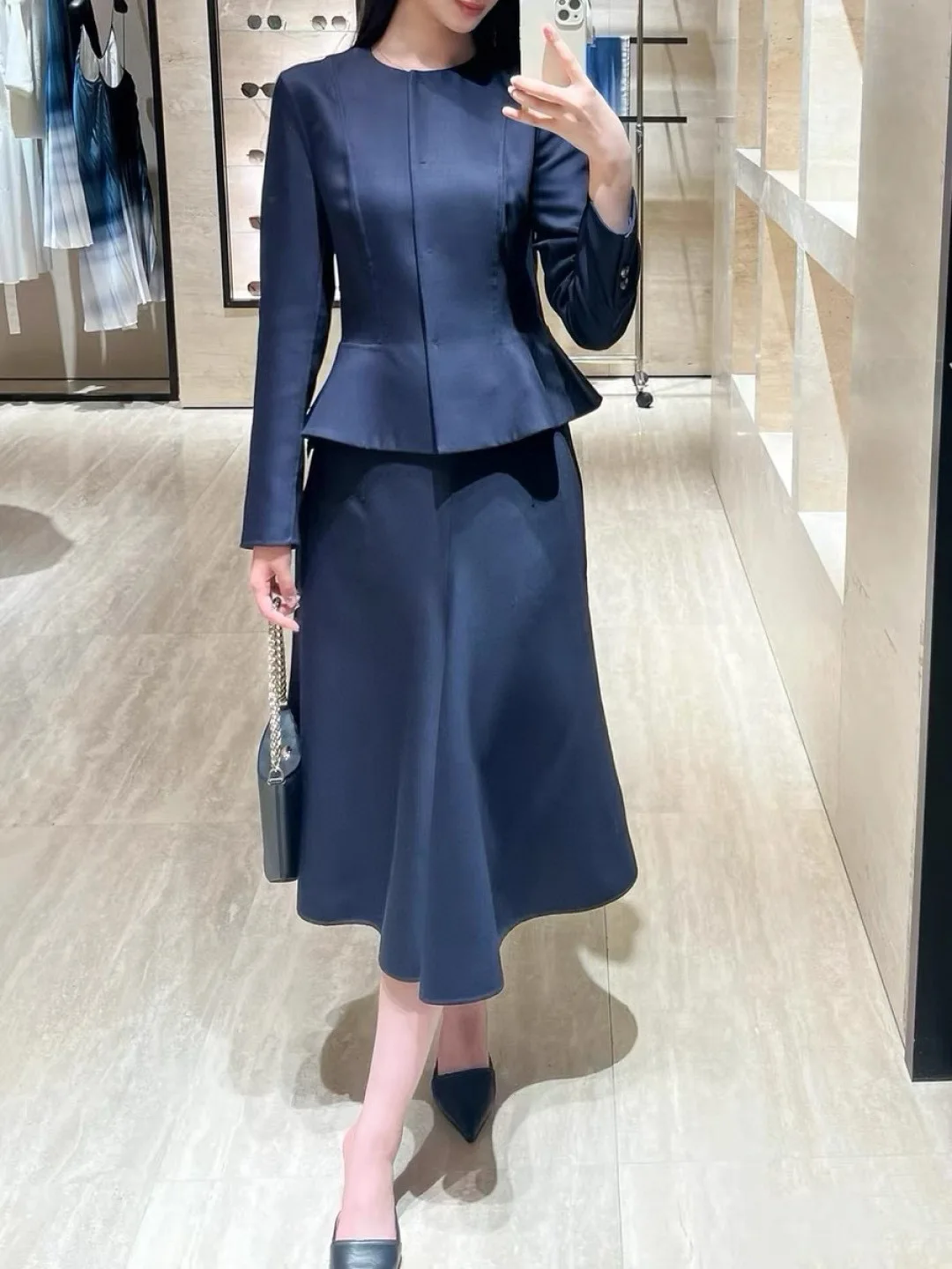 Autumn elegant business lady women's solid color fitted skirt suit with belt 
Autumn elegant business lady women's solid color fitted skirt suit with belt