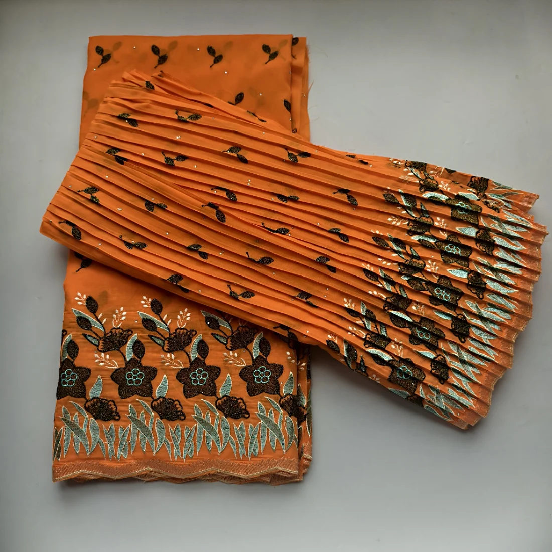 Orange African Lace Fabric 5+5Yards 2026 High Quality Lafaya Cotton Lace Fabric Swiss Voile Nigeria Lace for Party Wedding Dress
Orange African Lace Fabric 5+5Yards 2026 High Quality Lafaya Cotton Lace Fabric Swiss Voile Nigeria Lace for Party Wedding Dress