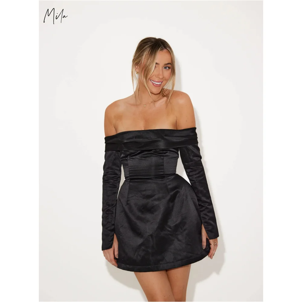 Mila Off the Shoulder Mini Zip Party Dresses Backless Satin Evening Dresses Sexy Customized Homecoming Prom Dresses 2025
Mila Off the Shoulder Mini Zip Party Dresses Backless Satin Evening Dresses Sexy Customized Homecoming Prom Dresses 2025