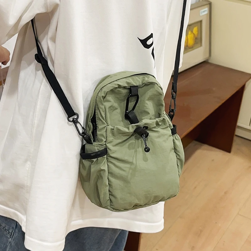 Outdoor Casual Drawstring Small Bag Multi-functional Lightweight Crossbody Travel Pouch
Outdoor Casual Drawstring Small Bag Multi-functional Lightweight Crossbody Travel Pouch