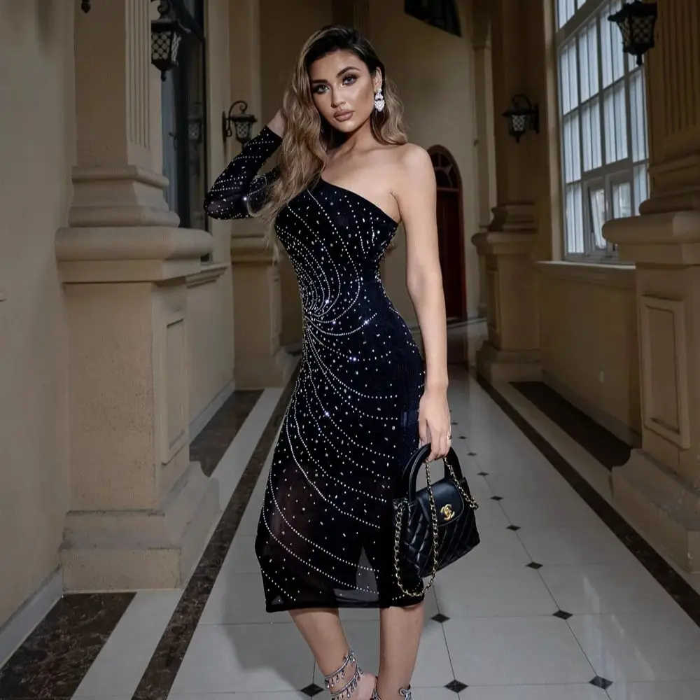 High quality summer new black one shoulder hot diamond slim fitting dress elegant and fashionable evening dress Vintage
High quality summer new black one shoulder hot diamond slim fitting dress elegant and fashionable evening dress Vintage