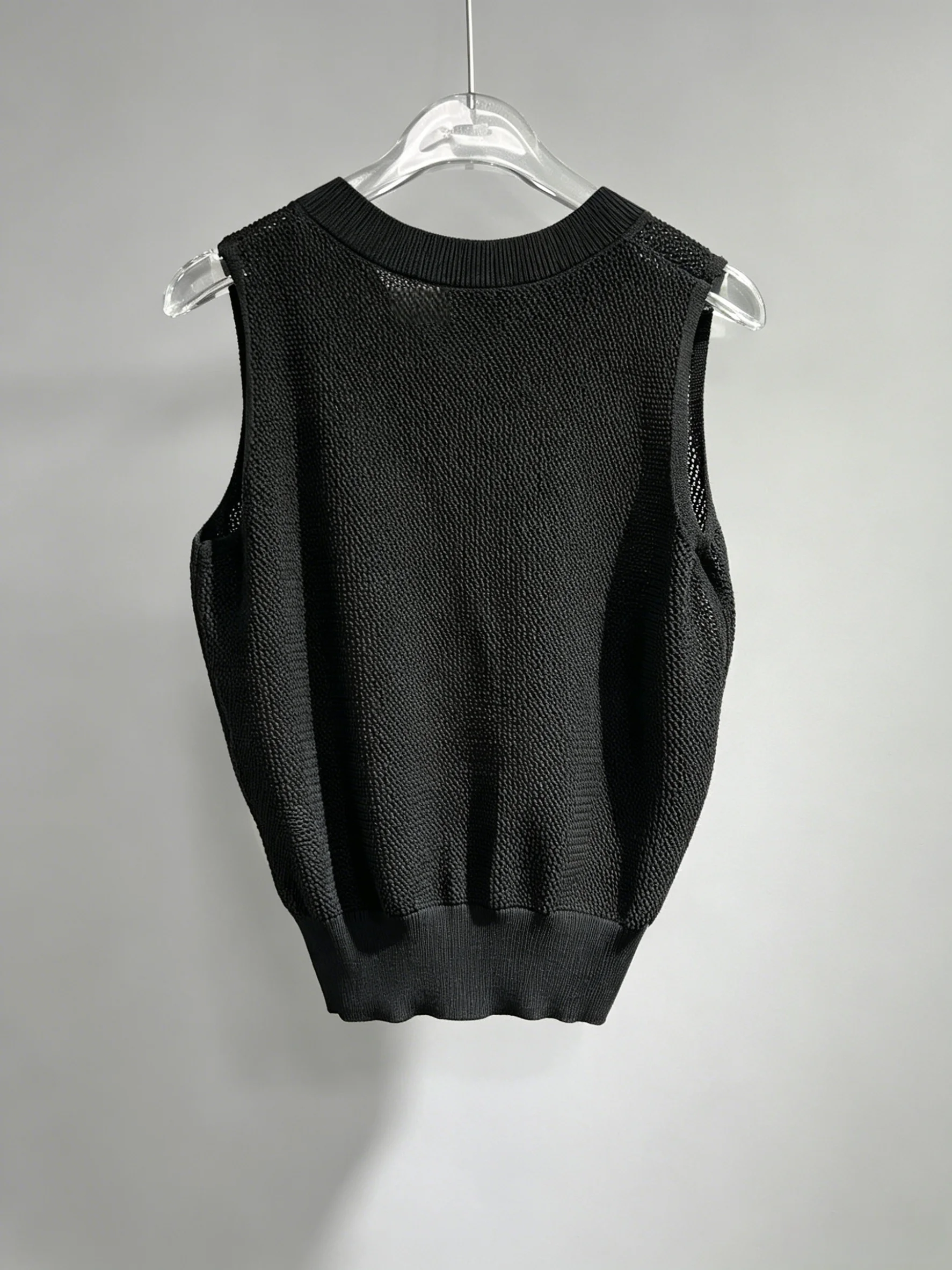 2026 New Women's Sleeveless Top Comfortable and Soft Size ML Code 1
2026 New Women's Sleeveless Top Comfortable and Soft Size ML Code 1