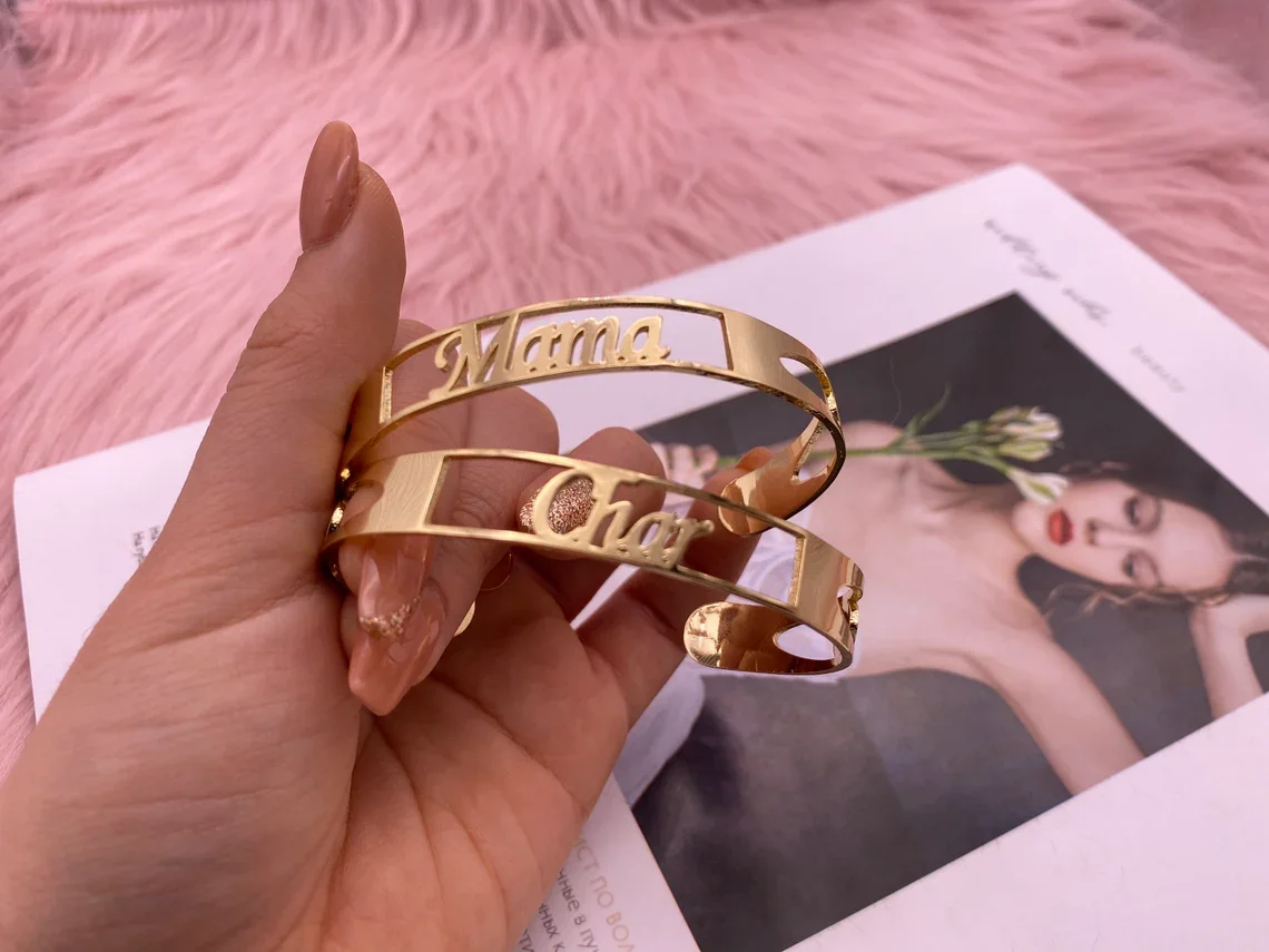 Custom Name Bangle Bracelet For Women Nameplate Bangle Personalized Bangle Bracelet Gift For Her
Custom Name Bangle Bracelet For Women Nameplate Bangle Personalized Bangle Bracelet Gift For Her