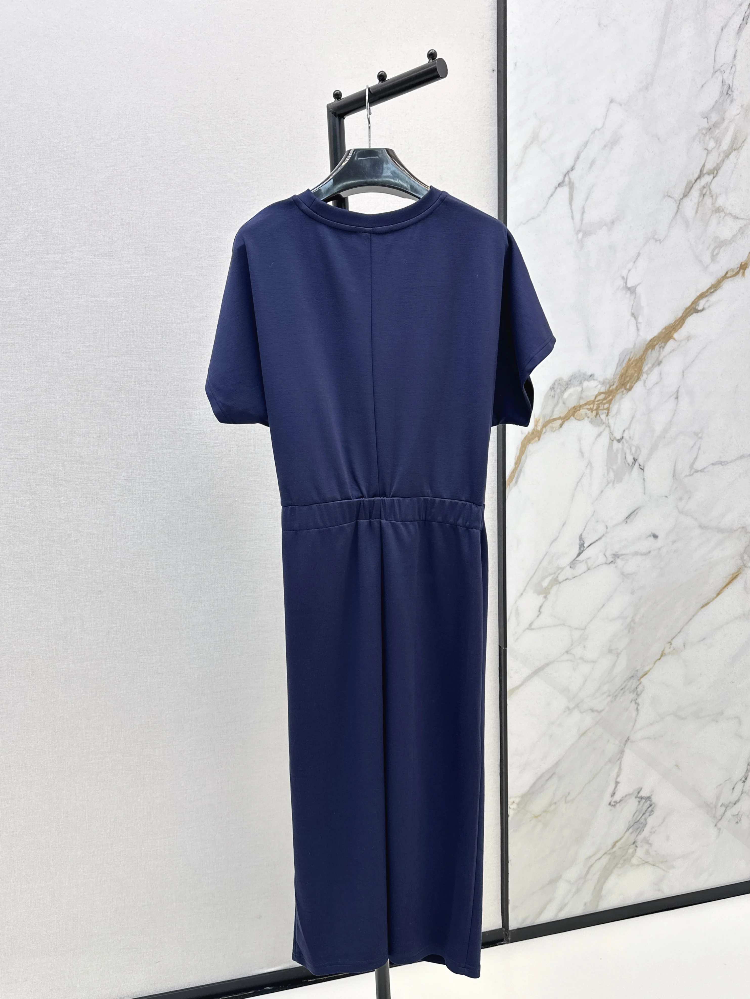 2025 New Dress Solid Cotton Short-sleeved O-neck Fashionable Versatile Slimming Figure-hugging Spring Summer
2025 New Dress Solid Cotton Short-sleeved O-neck Fashionable Versatile Slimming Figure-hugging Spring Summer