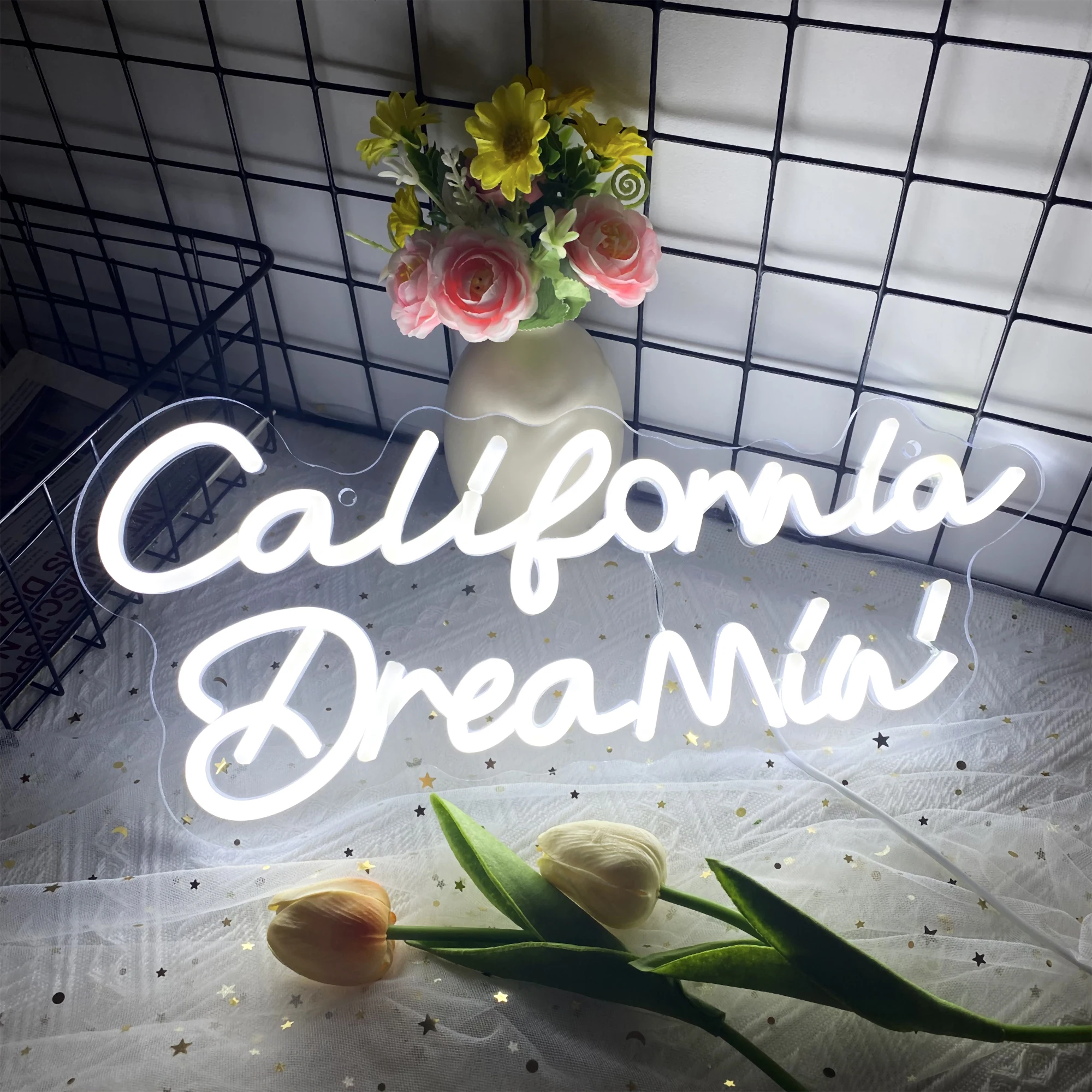Неоновая вывеска California dreamin', светодиодная неоновая вывеска, неоновая вывеска, неоновая вывеска для спальни, домашний декор, подарок для украшения стен, подарок на день матери
Неоновая вывеска California dreamin', светодиодная неоновая вывеска, неоновая вывеска, неоновая вывеска для спальни, домашний декор, подарок для украшения стен, подарок на день матери