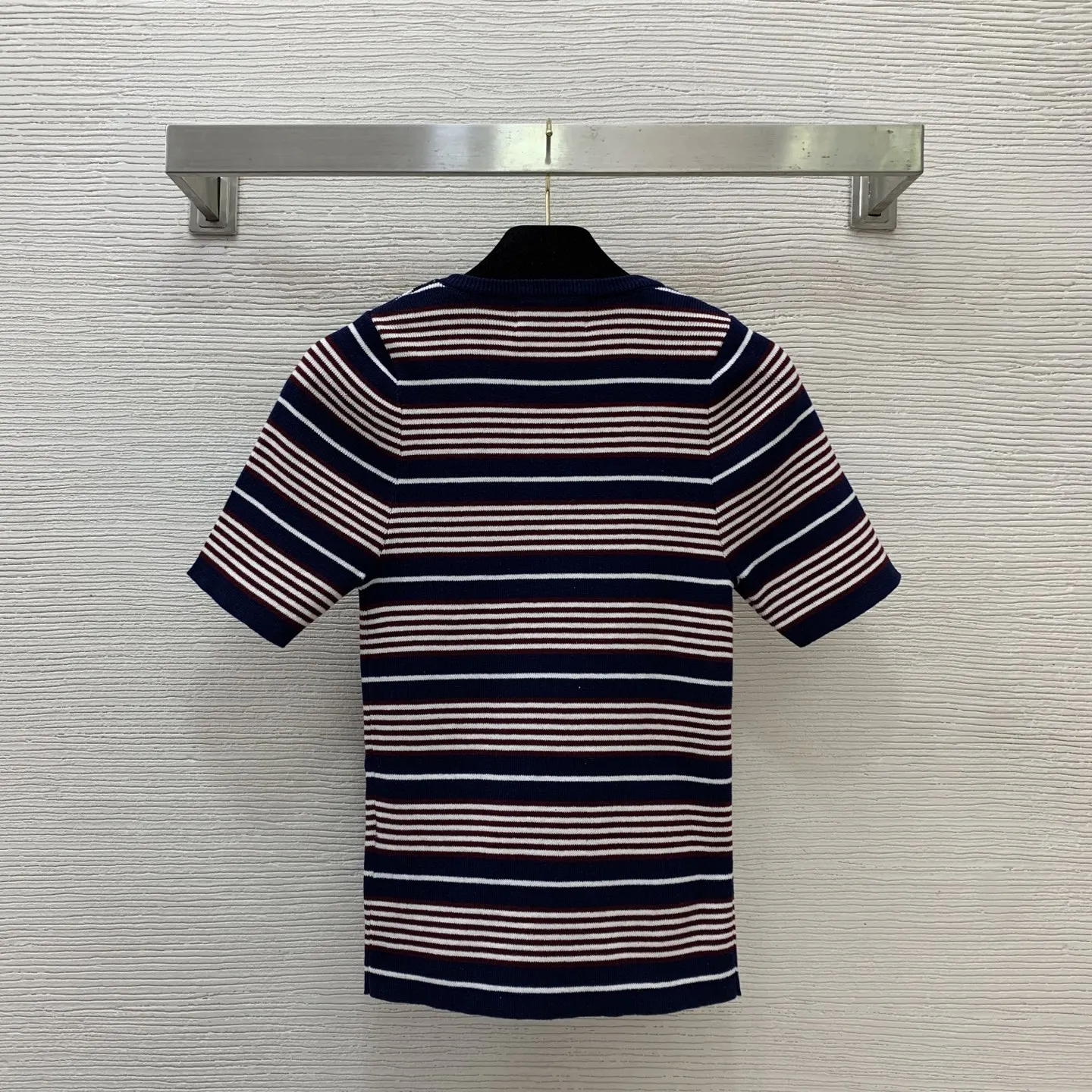 2026 New Women Clothes Early Spring Wear Striped Elastic Slim Sweater Short Sleeve Top Comfortable And Versatile
2026 New Women Clothes Early Spring Wear Striped Elastic Slim Sweater Short Sleeve Top Comfortable And Versatile