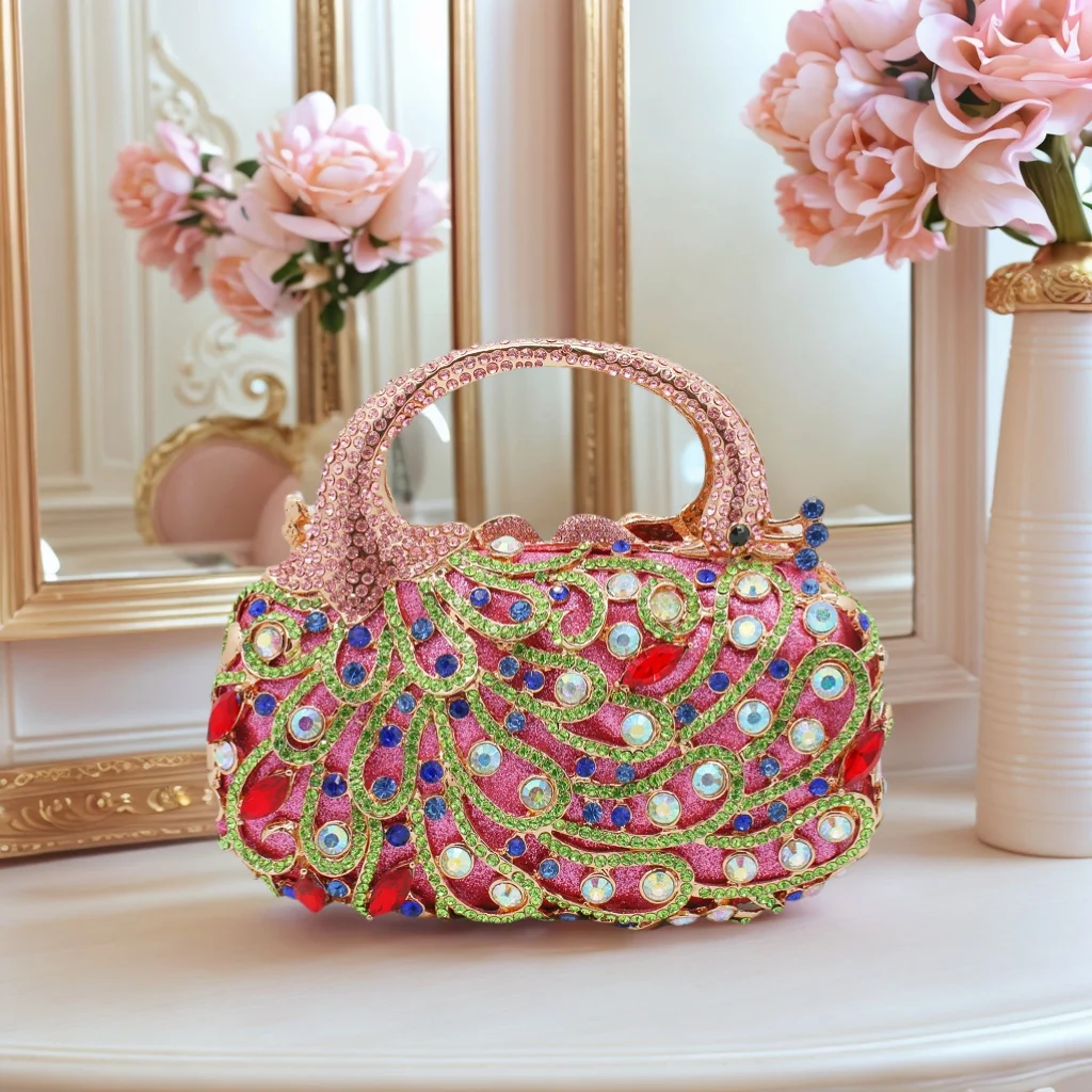 Chic Women Peacock Rhinestone Clutch Purse Dazzling Crystal Evening Bag Top Handle Handbag for Wedding Party Cocktail
Chic Women Peacock Rhinestone Clutch Purse Dazzling Crystal Evening Bag Top Handle Handbag for Wedding Party Cocktail