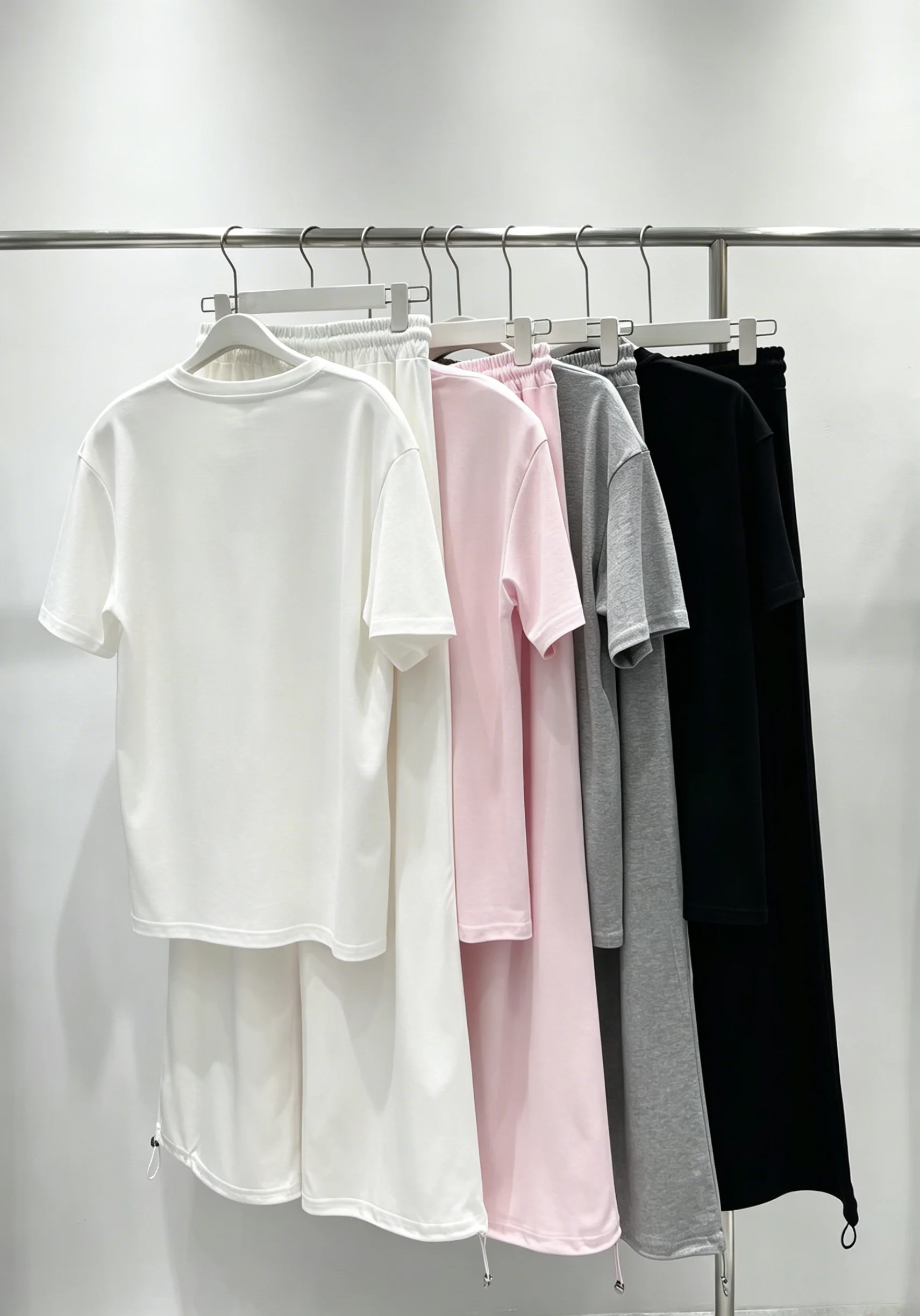 2026 New Ladies Multi Color Casual Tracksuit Size M Oversized Short Sleeve T Shirt Elastic Waist Pants Loungewear Code 055
2026 New Ladies Multi Color Casual Tracksuit Size M Oversized Short Sleeve T Shirt Elastic Waist Pants Loungewear Code 055