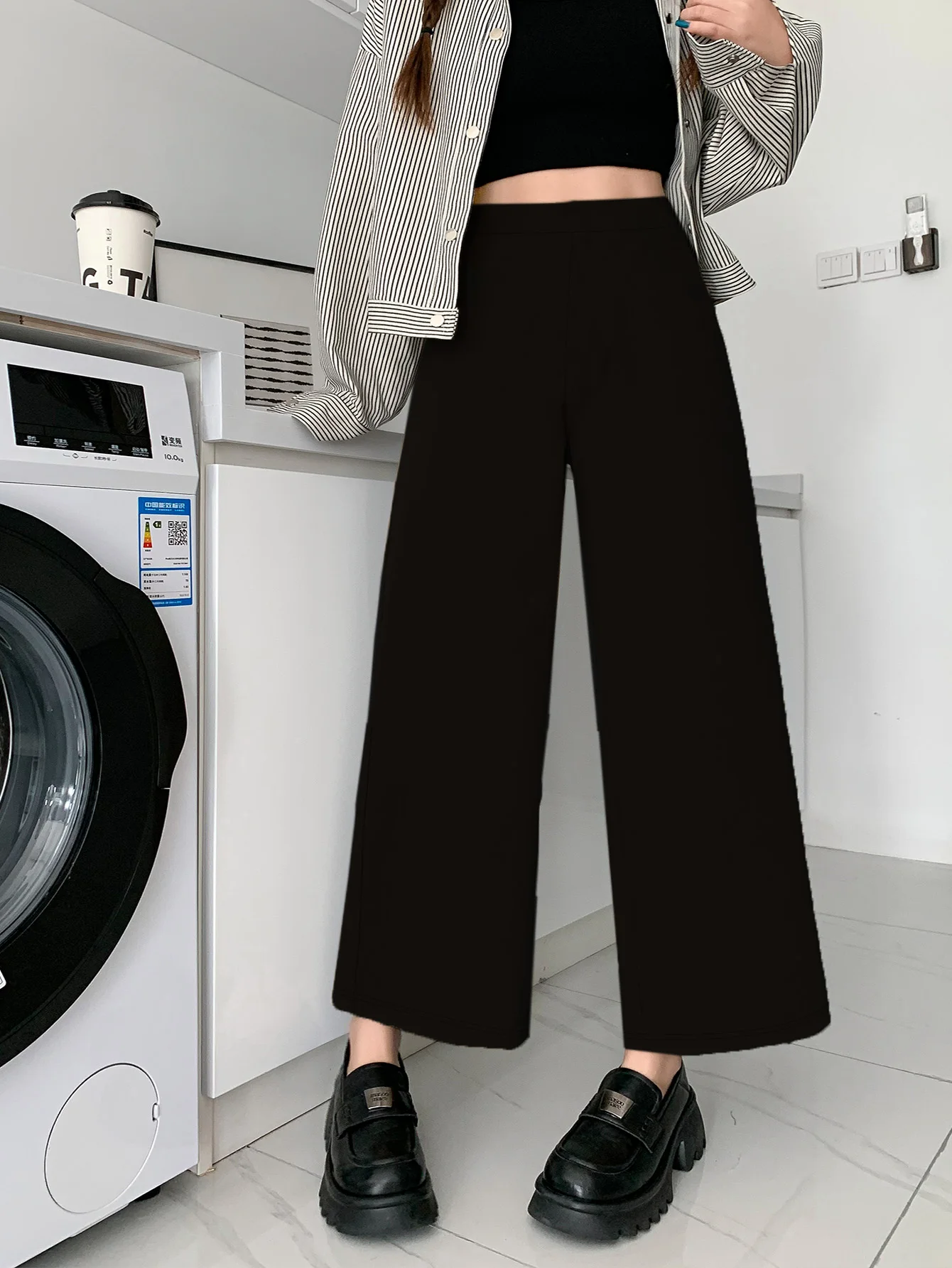 Women's summer 2024 new plus-size knitted fabric elegant temperament wide-legged casual pants
Women's summer 2024 new plus-size knitted fabric elegant temperament wide-legged casual pants