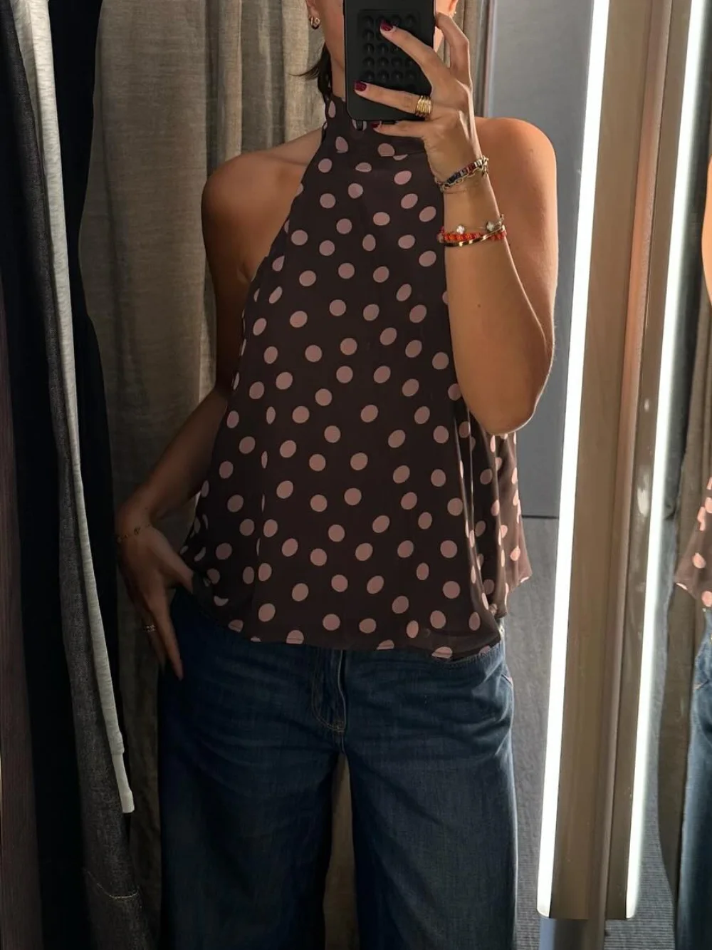 Sexy Chic Dot Print Women Tops Halter Backless Short Chiffon Blouses Fashion 2025 Elegant Party Holiday Y2K Girl Tops
Sexy Chic Dot Print Women Tops Halter Backless Short Chiffon Blouses Fashion 2025 Elegant Party Holiday Y2K Girl Tops