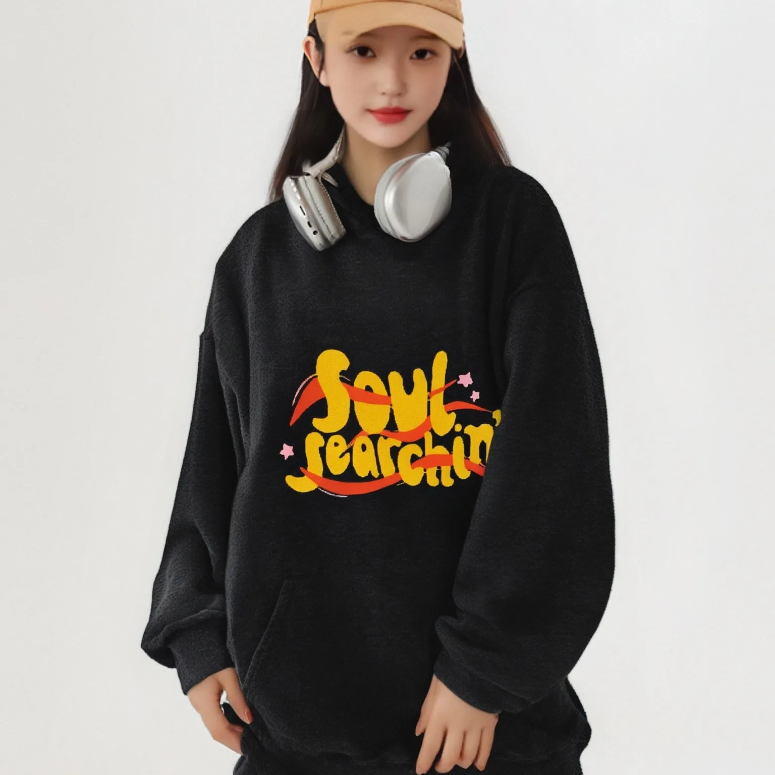 Толстовка с капюшоном Soul Searchin', яркий ретро-слоган с принтом, повседневный свободный топ с длинными рукавами, осень-зима, модный духовный удобный топ
Толстовка с капюшоном Soul Searchin', яркий ретро-слоган с принтом, повседневный свободный топ с длинными рукавами, осень-зима, модный духовный удобный топ