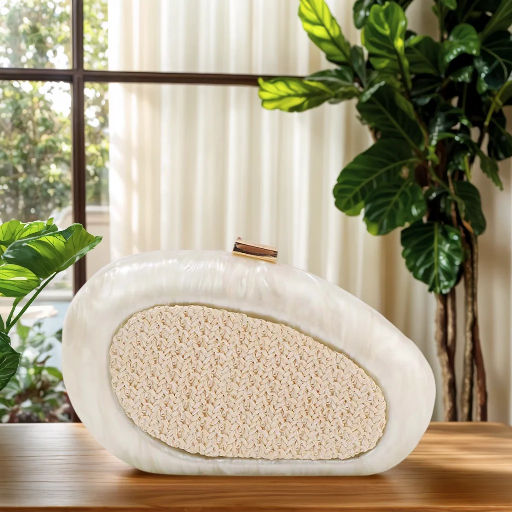 Women Acrylic Evneing Clutch Summer Shell Straw Purse Party Cocktail Crossbody Handbag
Women Acrylic Evneing Clutch Summer Shell Straw Purse Party Cocktail Crossbody Handbag