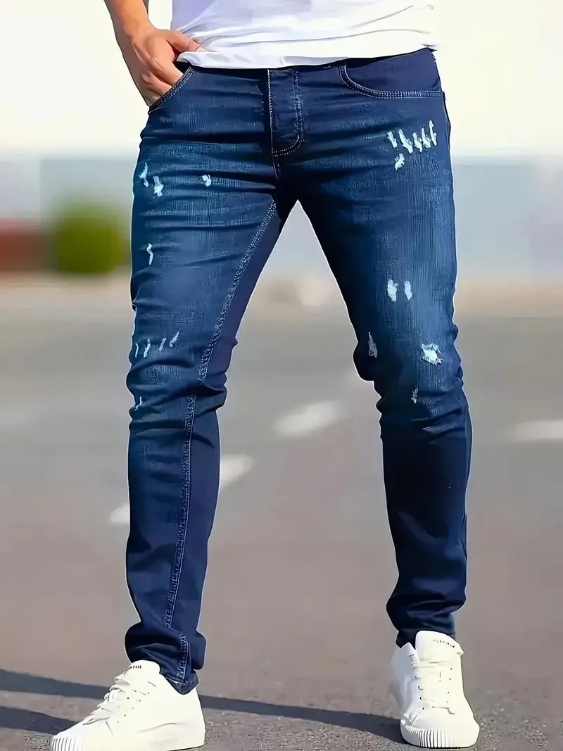 Мужские джинсы узкого кроя - Деловые светло-голубые с пятью карманами | Умная повседневная универсальность на осень/зиму 
Мужские джинсы узкого кроя - Деловые светло-голубые с пятью карманами | Умная повседневная универсальность на осень/зиму